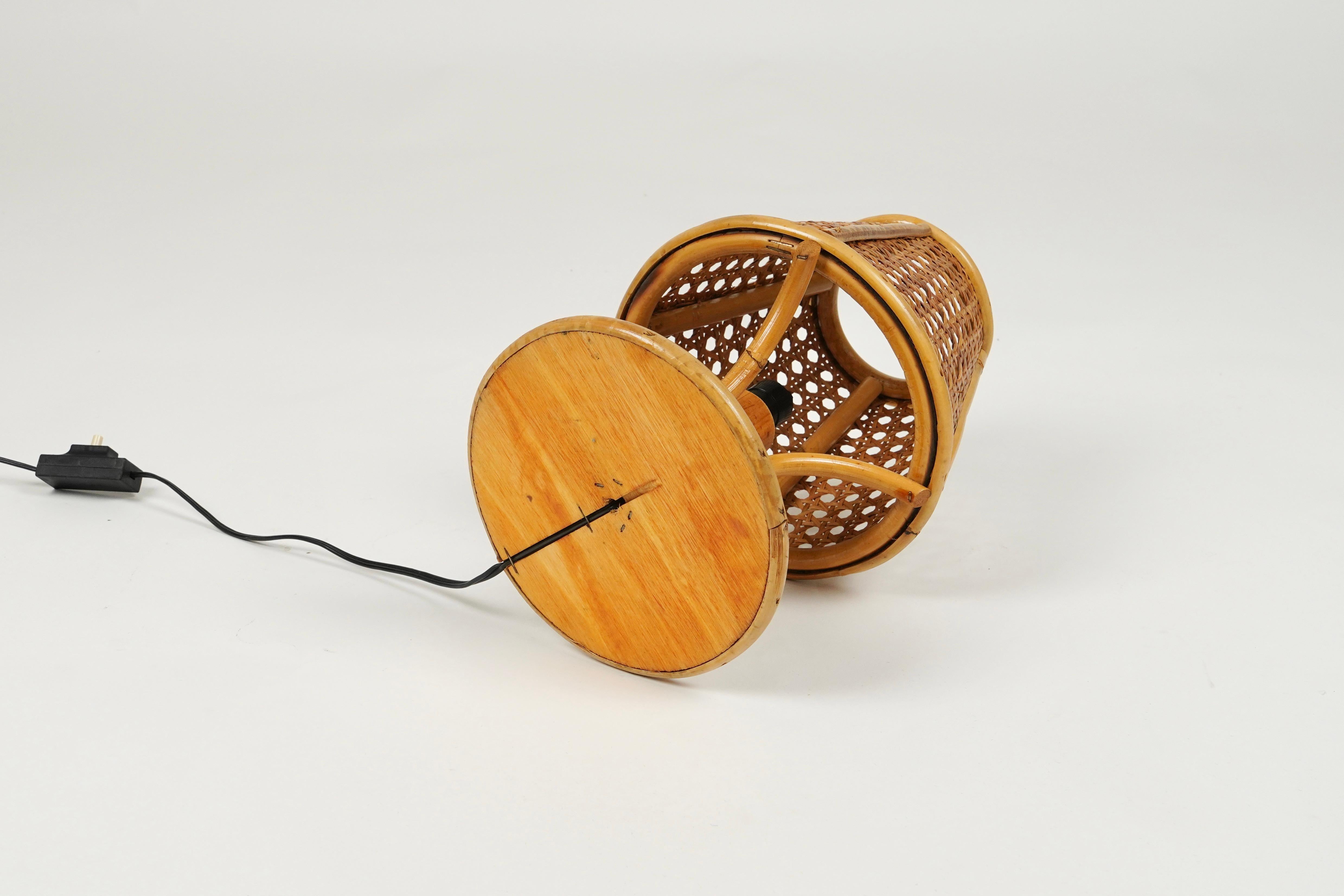 Late 20th Century Midcentury Rattan and Wicker Table Lamp Louis Sognot Style, Italy, circa 1970s For Sale