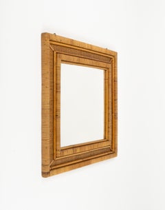 Espejo de pared de ratán y mimbre de mediados de siglo, Italia Años 70