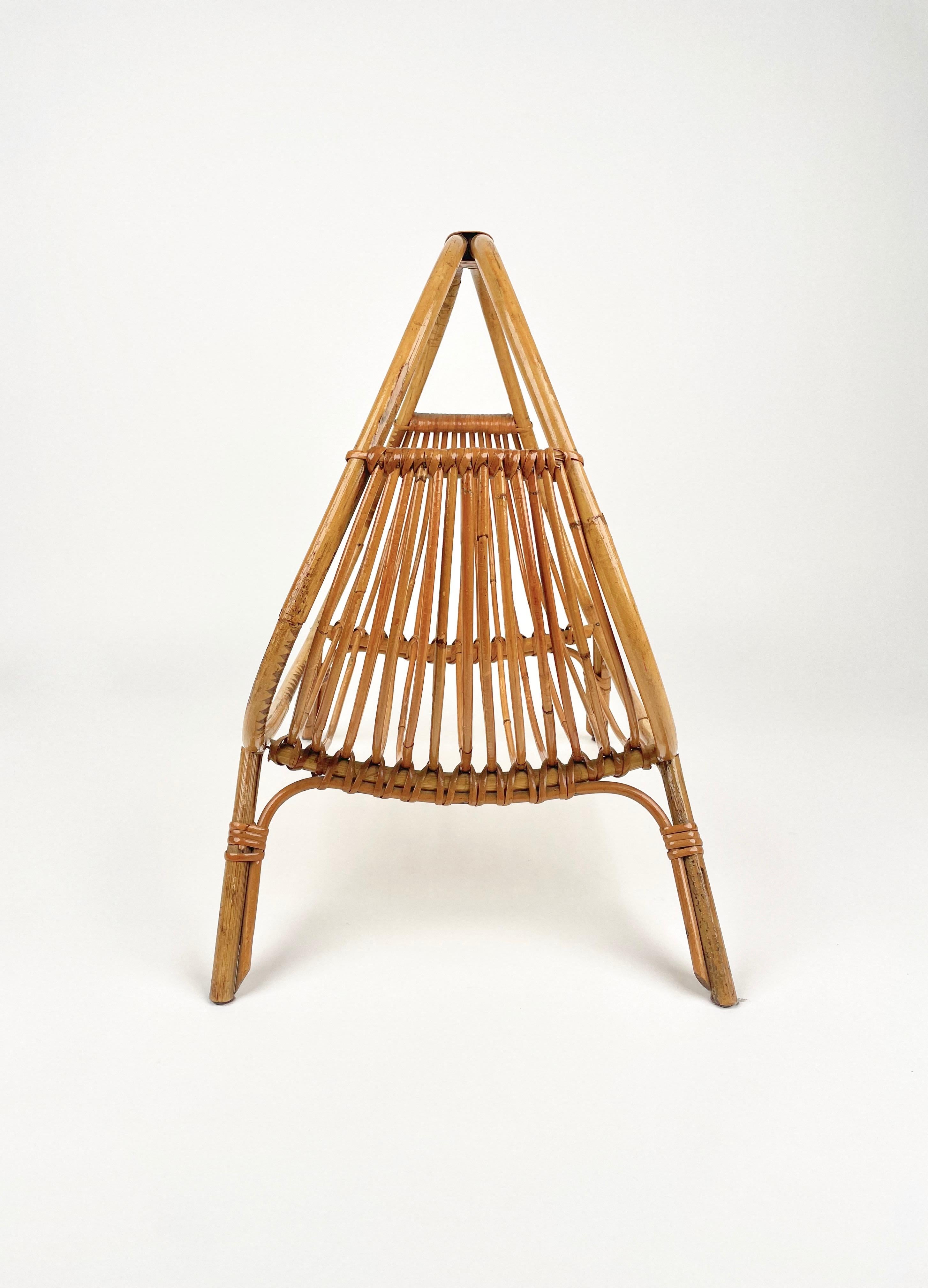 Midcentury Rattan & Bamboo Curved Magazine Rack, Italy 1960s For Sale 5