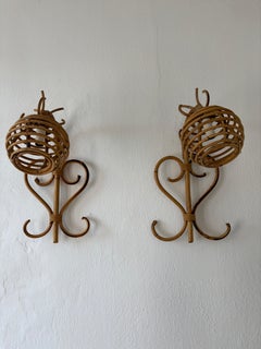 Pareja de faroles de ratán y bambú de mediados de siglo estilo Louis Sognot Italia 1960
