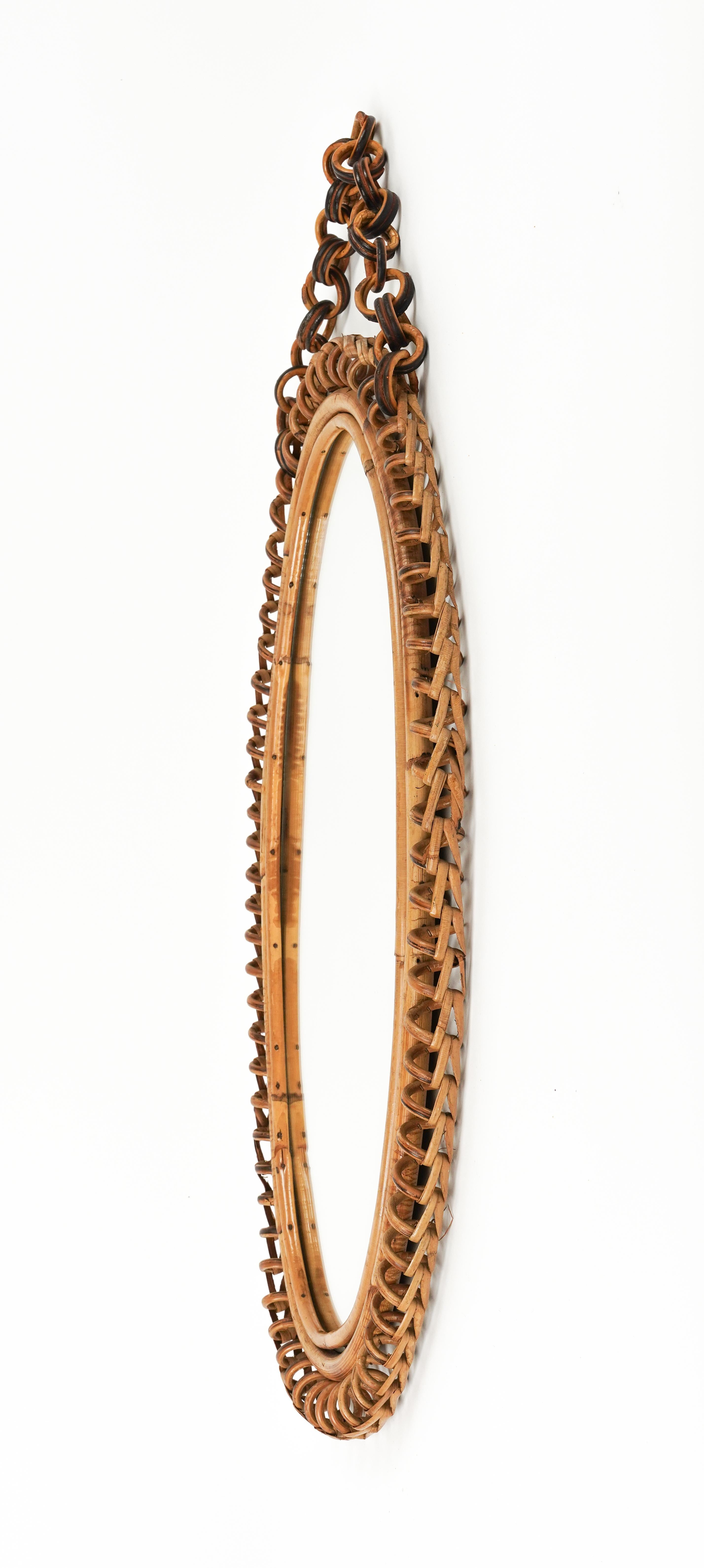 Midcentury Rattan & Bamboo Oval Wall Mirror with Chain, Italy 1960s For Sale 4