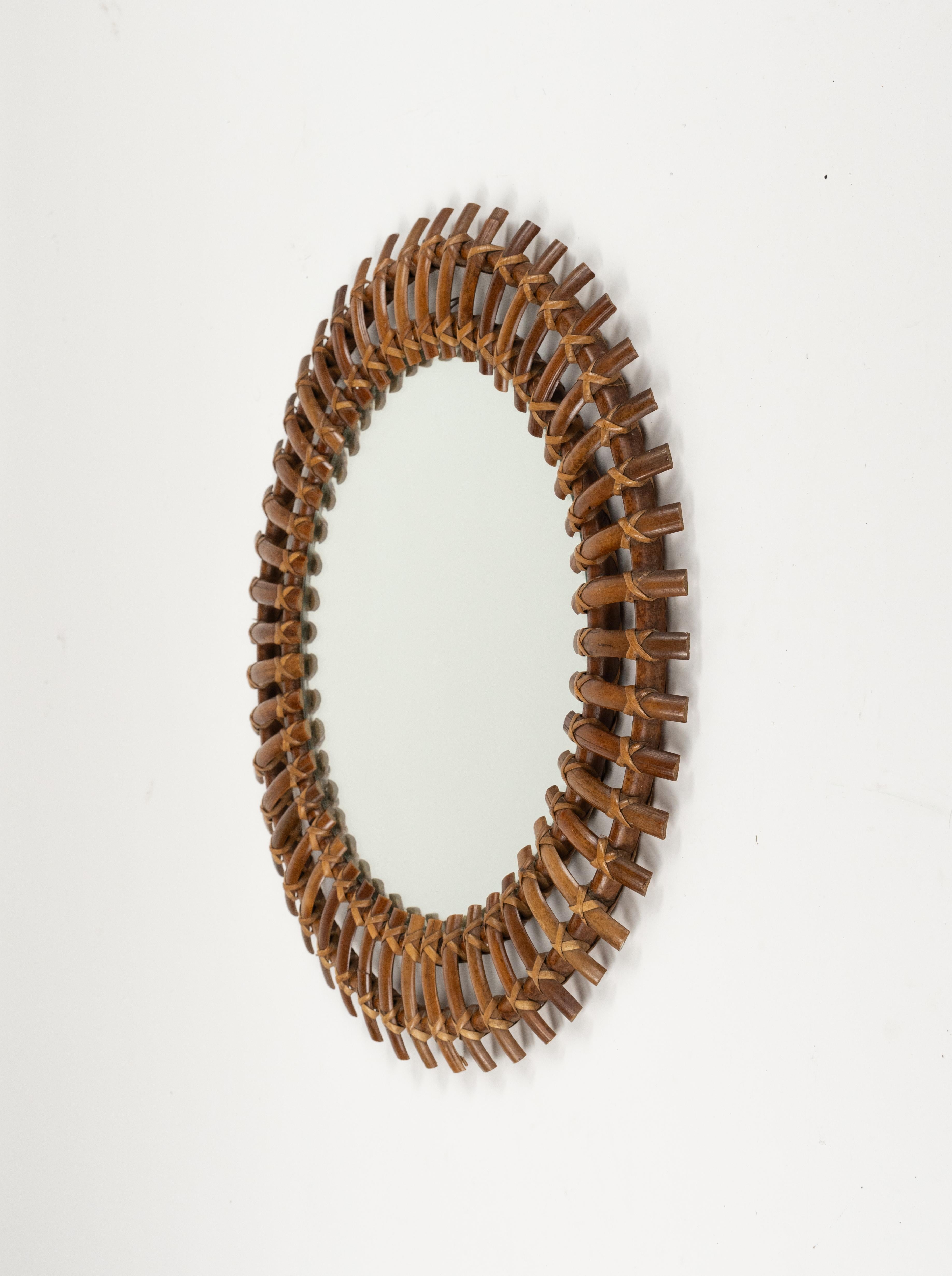 Midcentury Rattan & Bamboo Sunburst Round Wall Mirror, Italy, 1960s For Sale 5