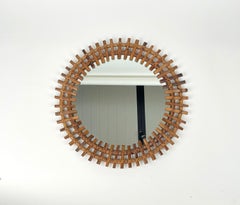 Miroir mural rond Sunburst en rotin et bambou du milieu du siècle, Italie, années 1960