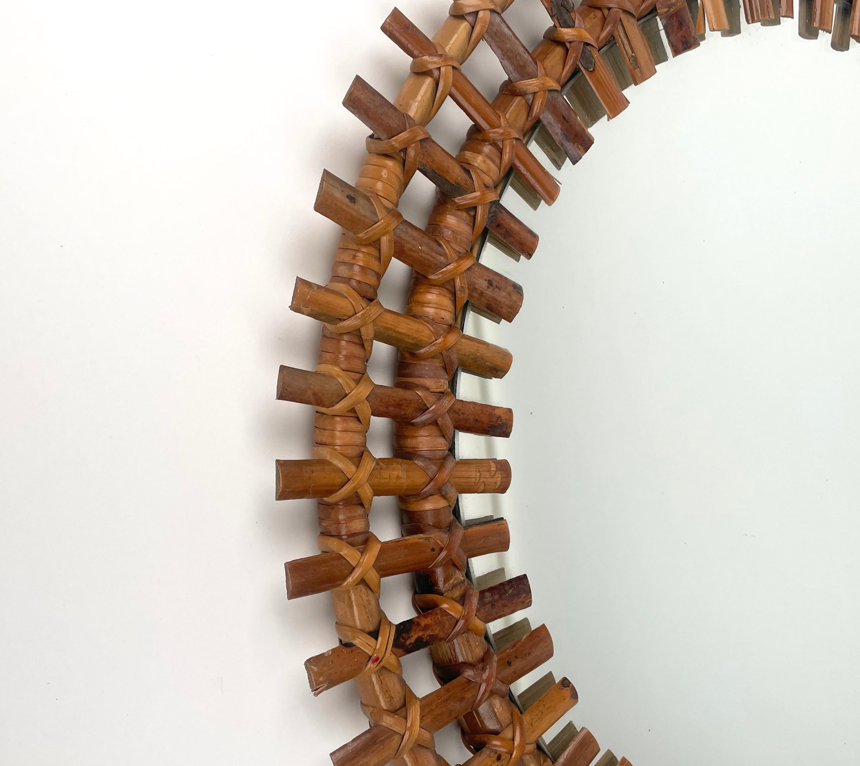 Rattan & Bambus Sunburst Runder Wandspiegel aus der Mitte des Jahrhunderts, Italien, 1960er im Angebot 3
