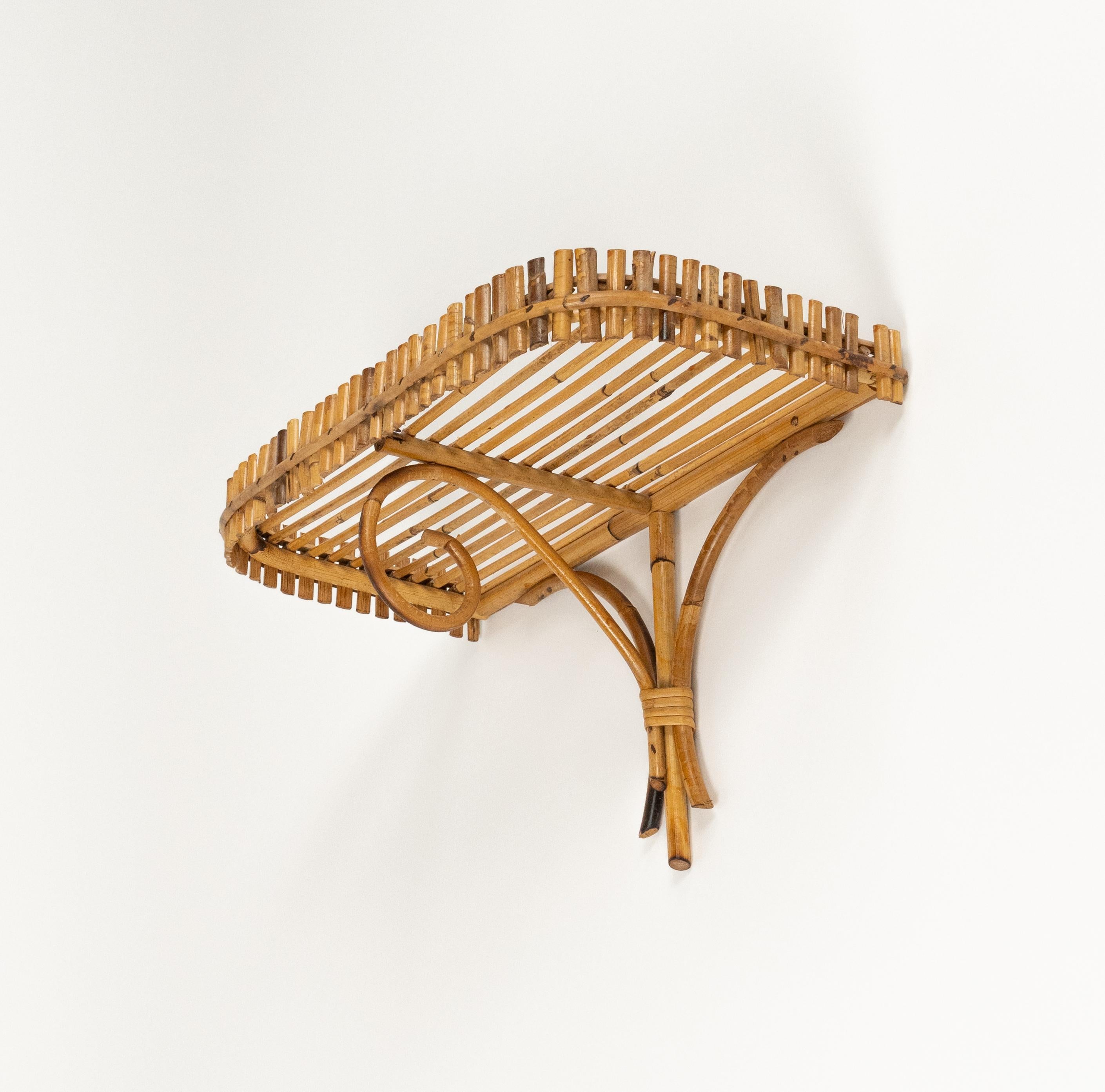 Scaffale da parete o console in rattan e bambù del Medioevo Att. Franco Albini, Italia 1960 in vendita 1