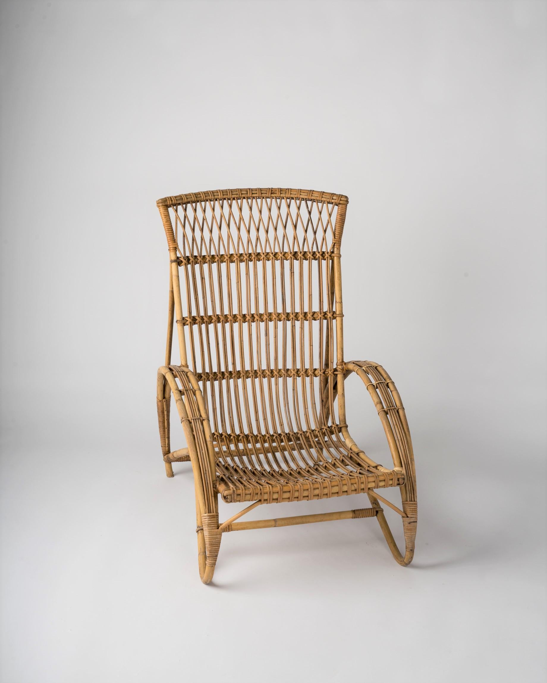 Midcentury Rattan Lounge Chair in the Style of Audoux Minet, France, 1960s For Sale 1