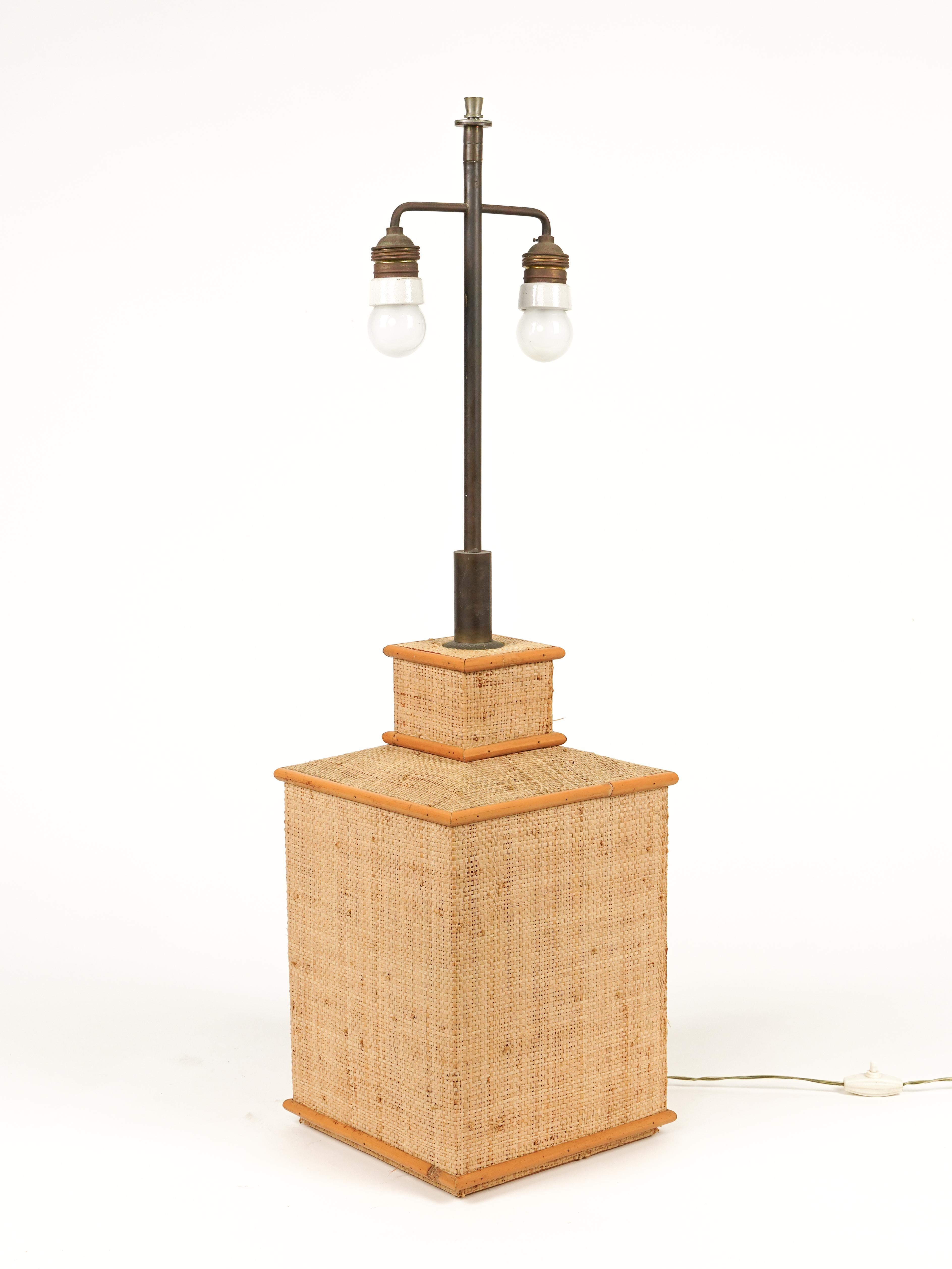 Midcentury Rattan, Wicker and Brass Table Lamp Vivai Del Sud Style, Italy 1960s For Sale 3