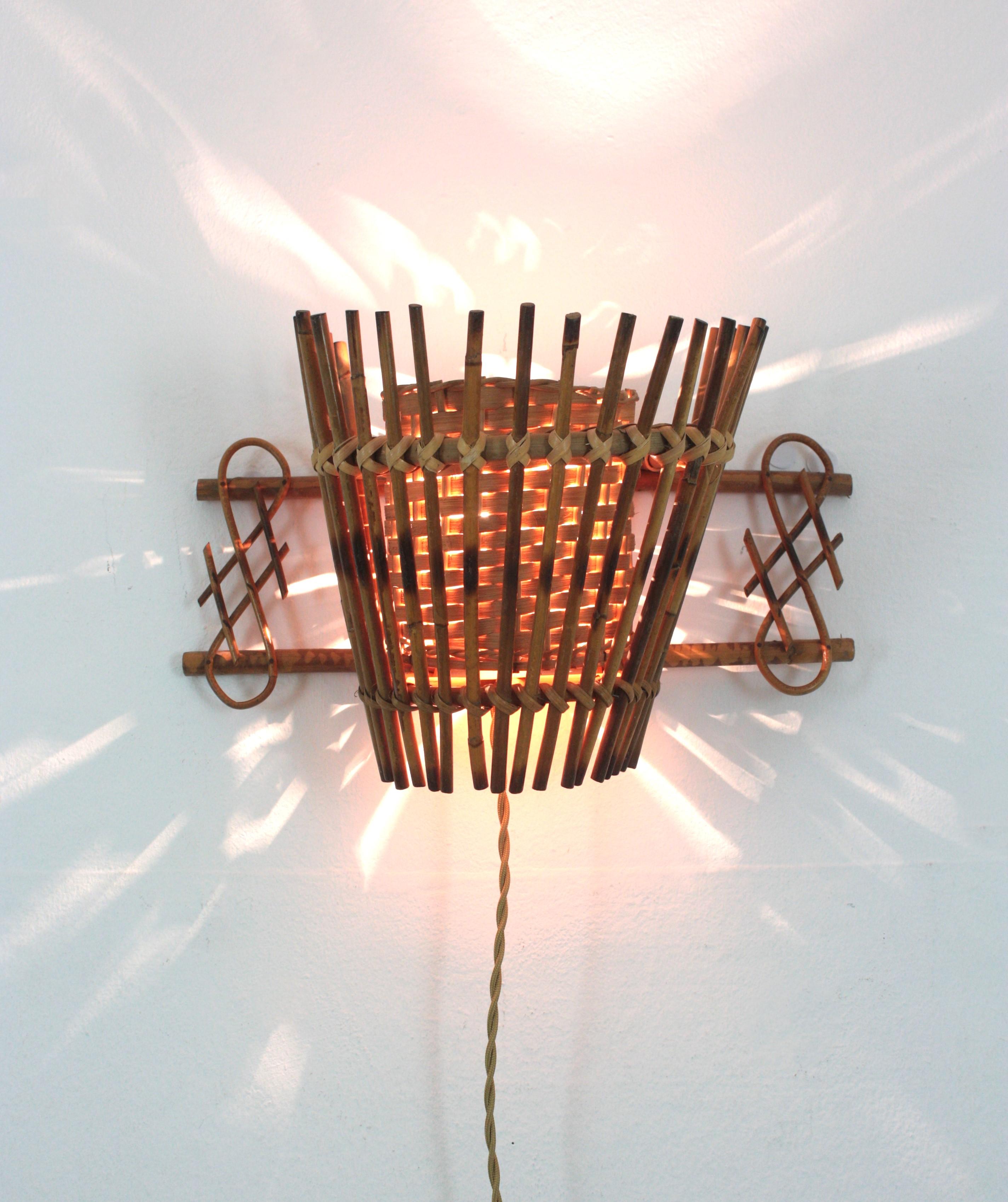 Midcentury Rattan & Wicker Conical Wall Light, 1950s For Sale 5