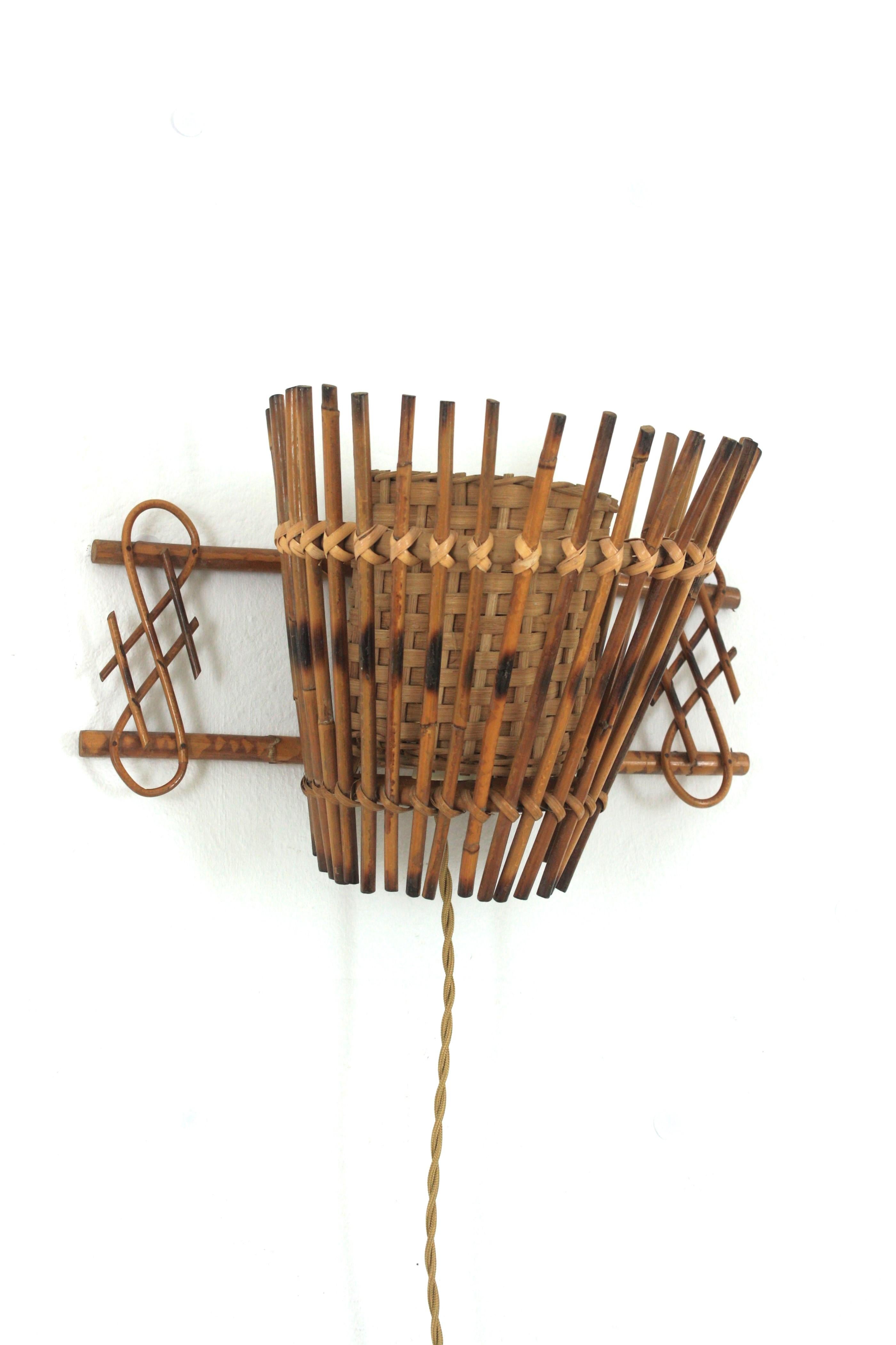 Midcentury Rattan & Wicker Conical Wall Light, 1950s For Sale 2
