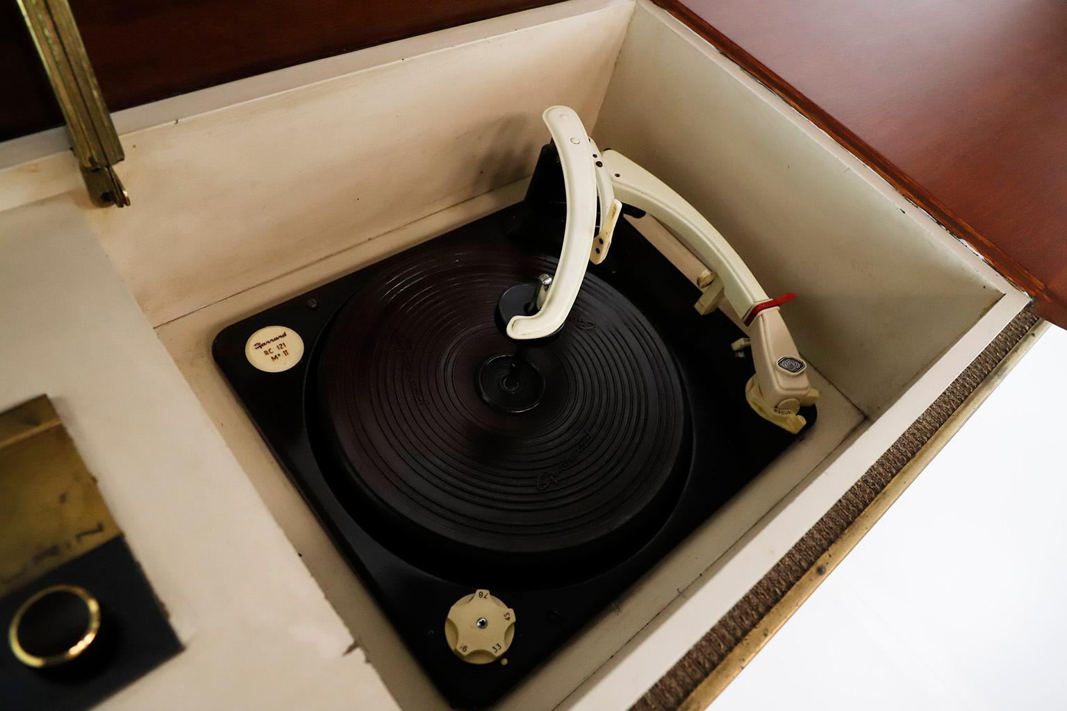 vintage record player cabinet