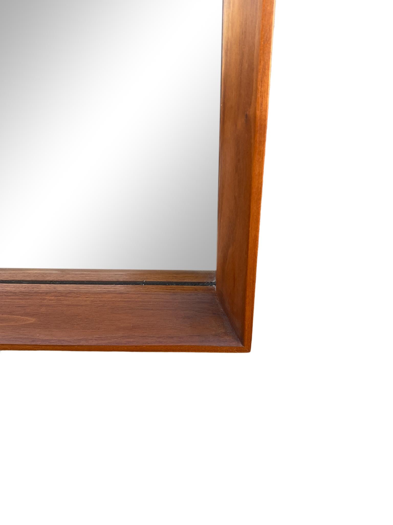 Midcentury Rectangle Walnut Frame Mirror Very Beautiful Style of Nakashima In Good Condition For Sale In BROOKLYN, NY