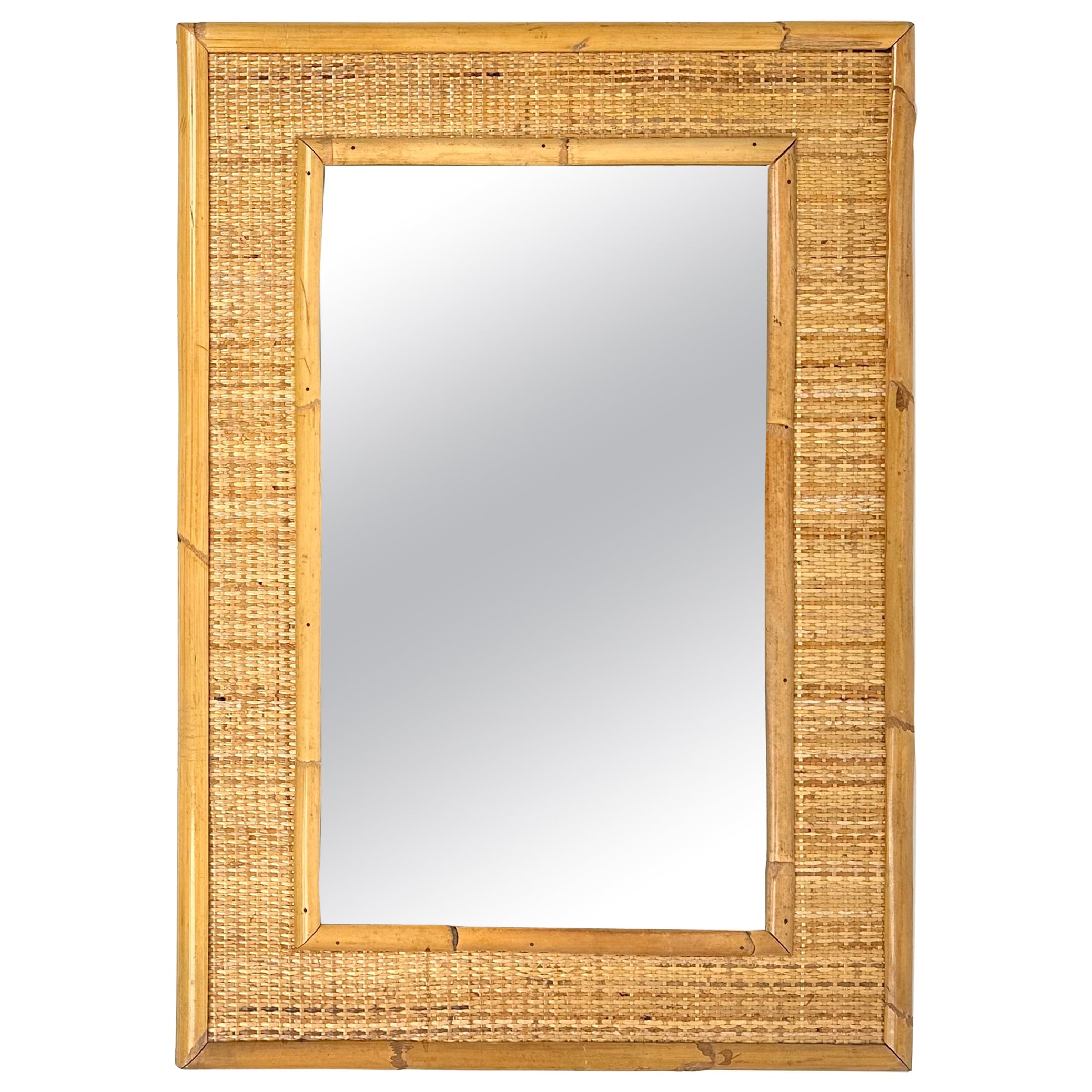 Espejo de pared rectangular de bambú y ratán de mediados de siglo, Italia Años 60