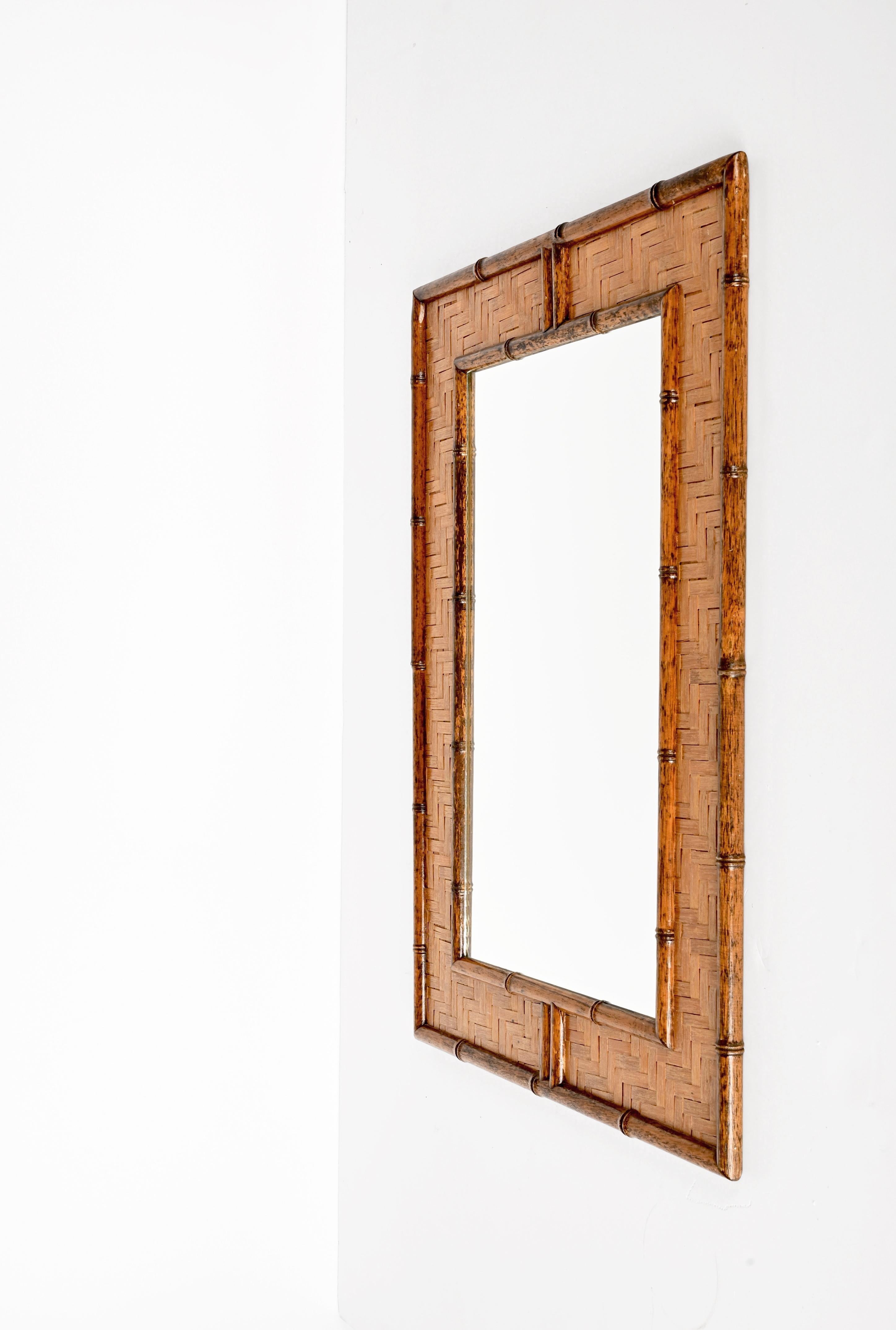 Midcentury Rectangular Bamboo Cane and Wicker Woven Frame Italian Mirror, 1960s In Good Condition In Roma, IT