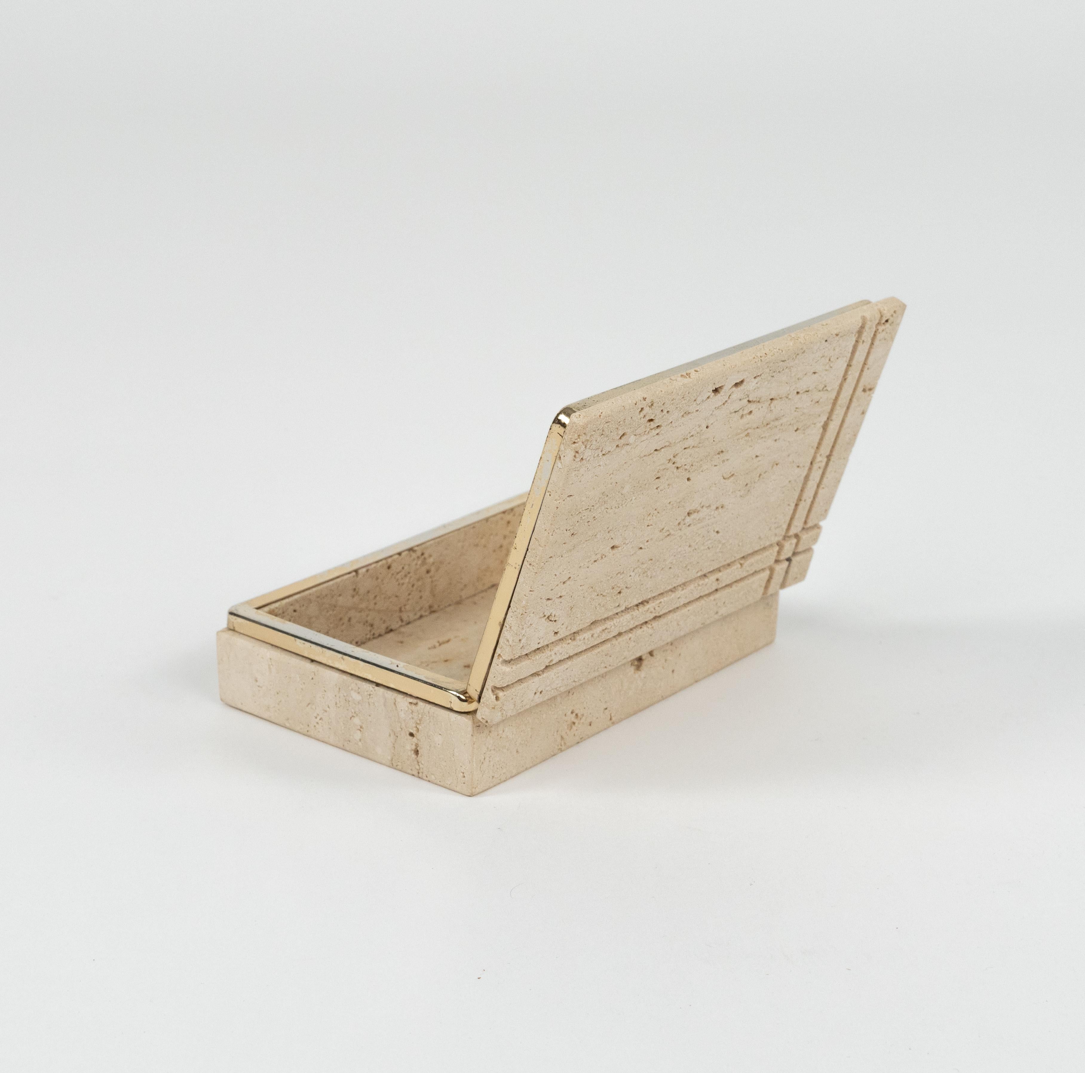 Midcentury Rectangular Box in Travertine Fratelli Mannelli Style, Italy 1970s For Sale 5