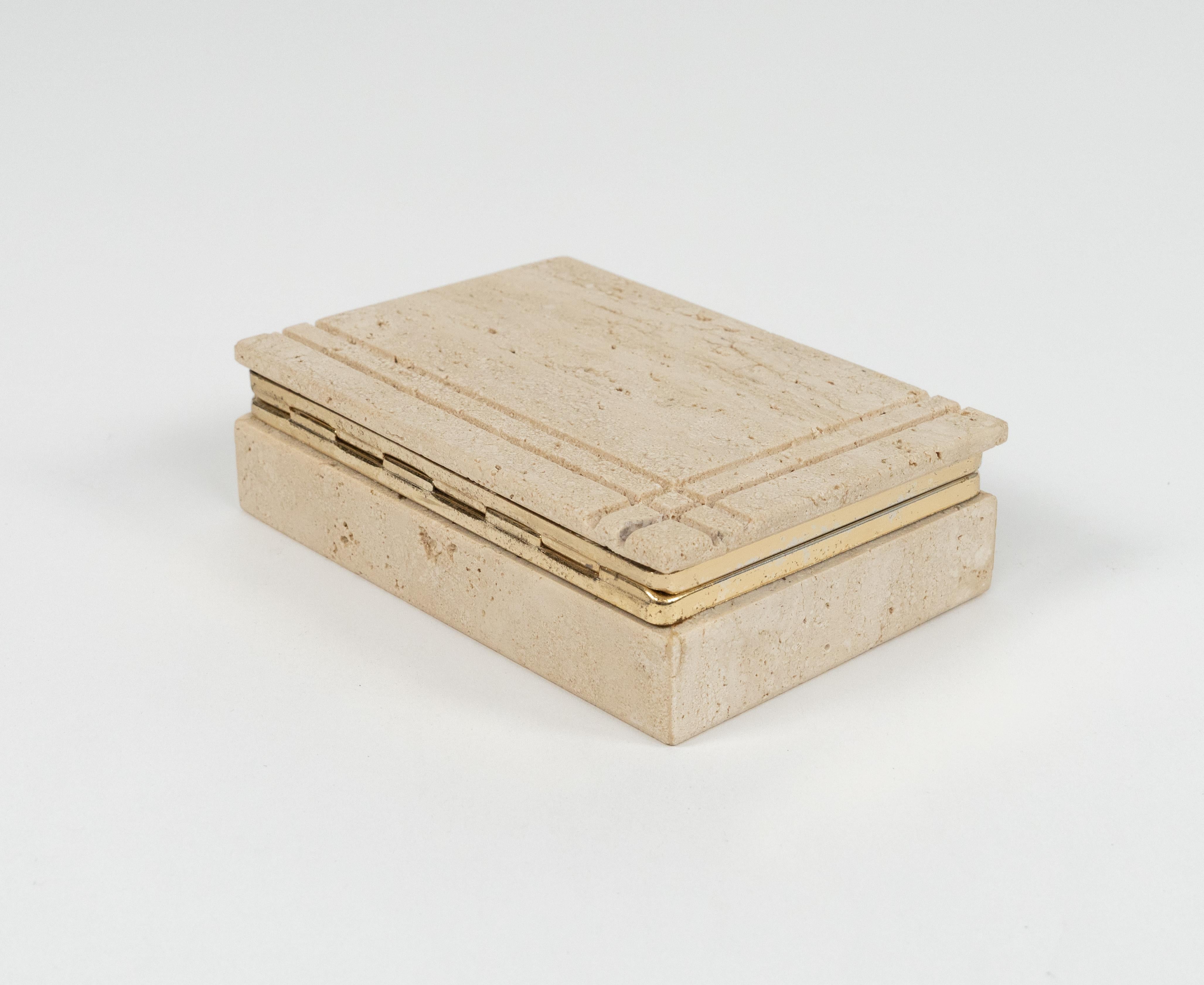 Midcentury Rectangular Box in Travertine Fratelli Mannelli Style, Italy 1970s For Sale 9