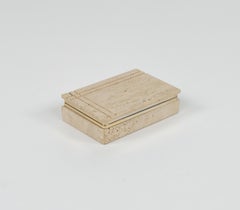 Caja rectangular de travertino de mediados de siglo Estilo Fratelli Mannelli, Italia Años 70
