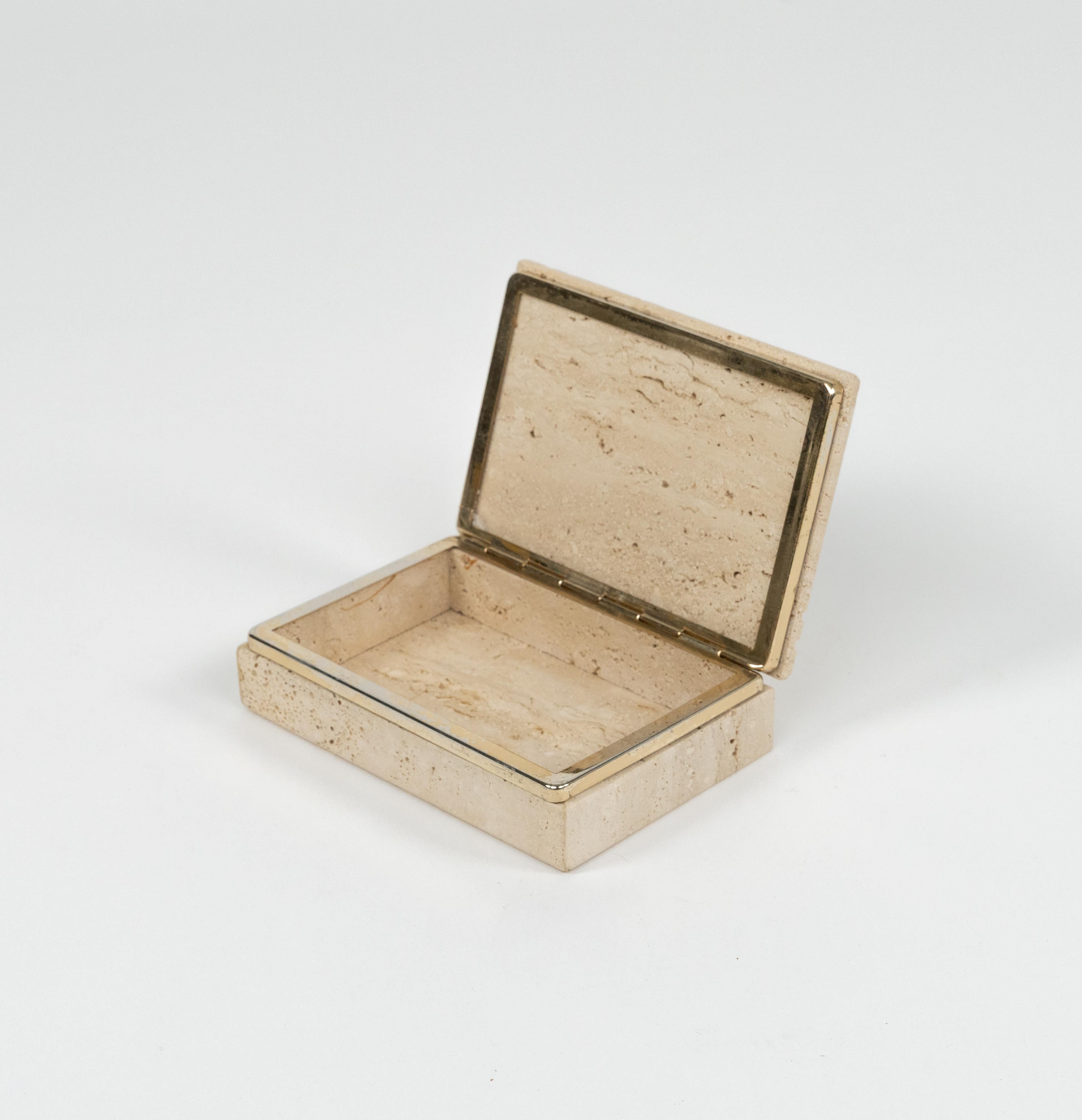 Late 20th Century Midcentury Rectangular Box in Travertine Fratelli Mannelli Style, Italy 1970s For Sale