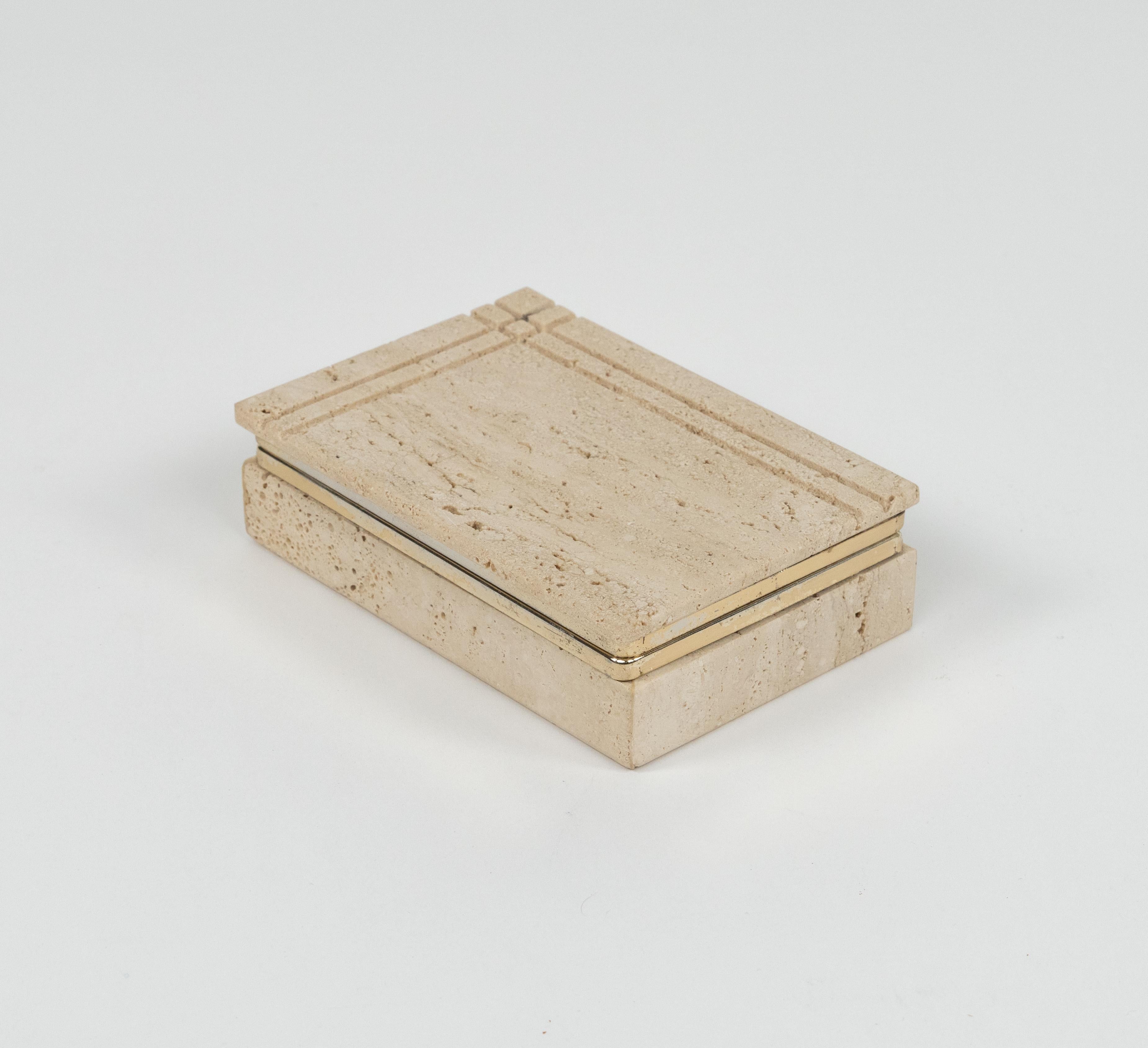 Midcentury Rectangular Box in Travertine Fratelli Mannelli Style, Italy 1970s For Sale 2