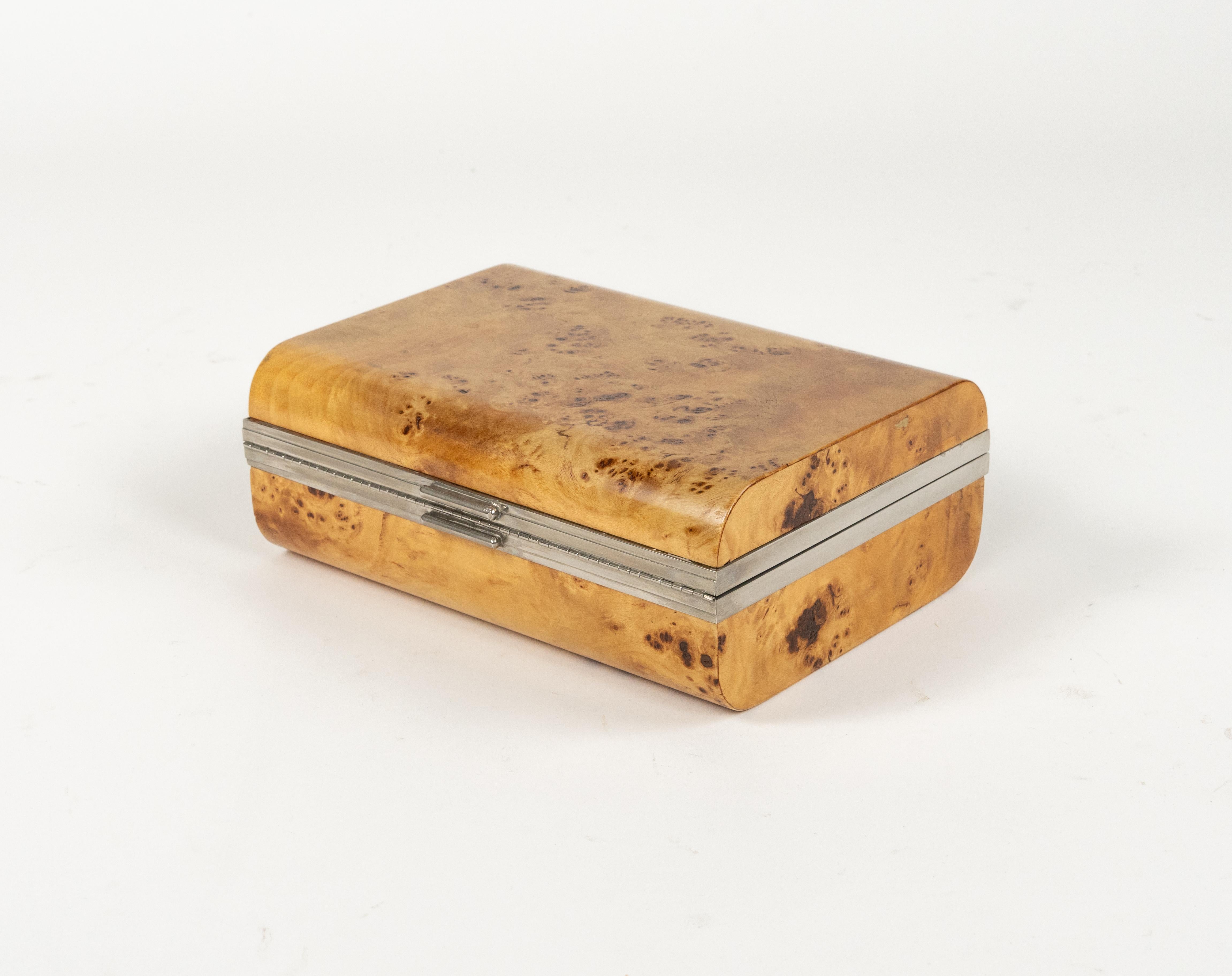 Rechteckige Schachtel aus Holz und Chrom im Willy Rizzo-Stil aus der Mitte des Jahrhunderts, Italien 1970er Jahre im Angebot 4