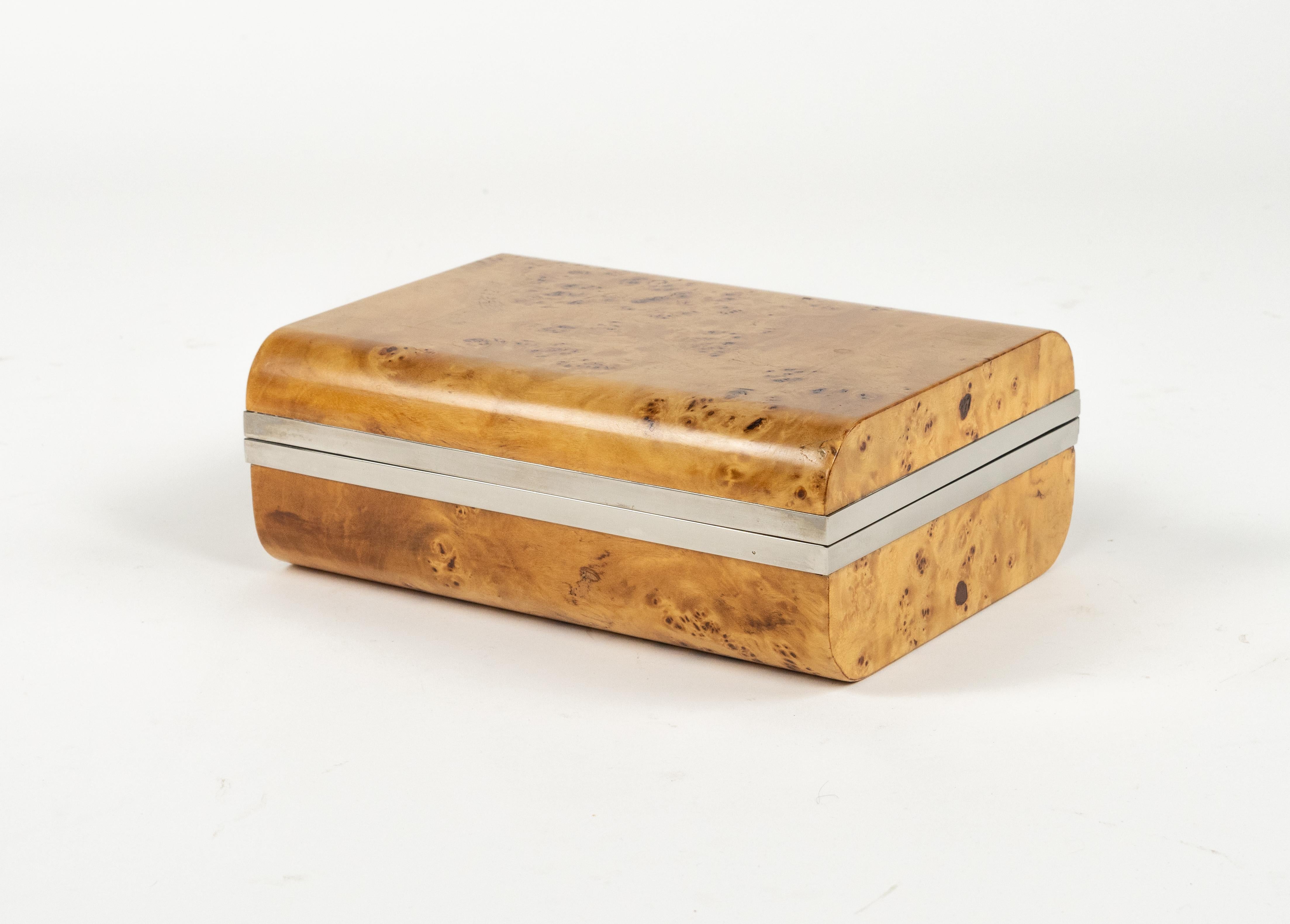 Rechteckige Schachtel aus Holz und Chrom im Willy Rizzo-Stil aus der Mitte des Jahrhunderts, Italien 1970er Jahre im Angebot 7