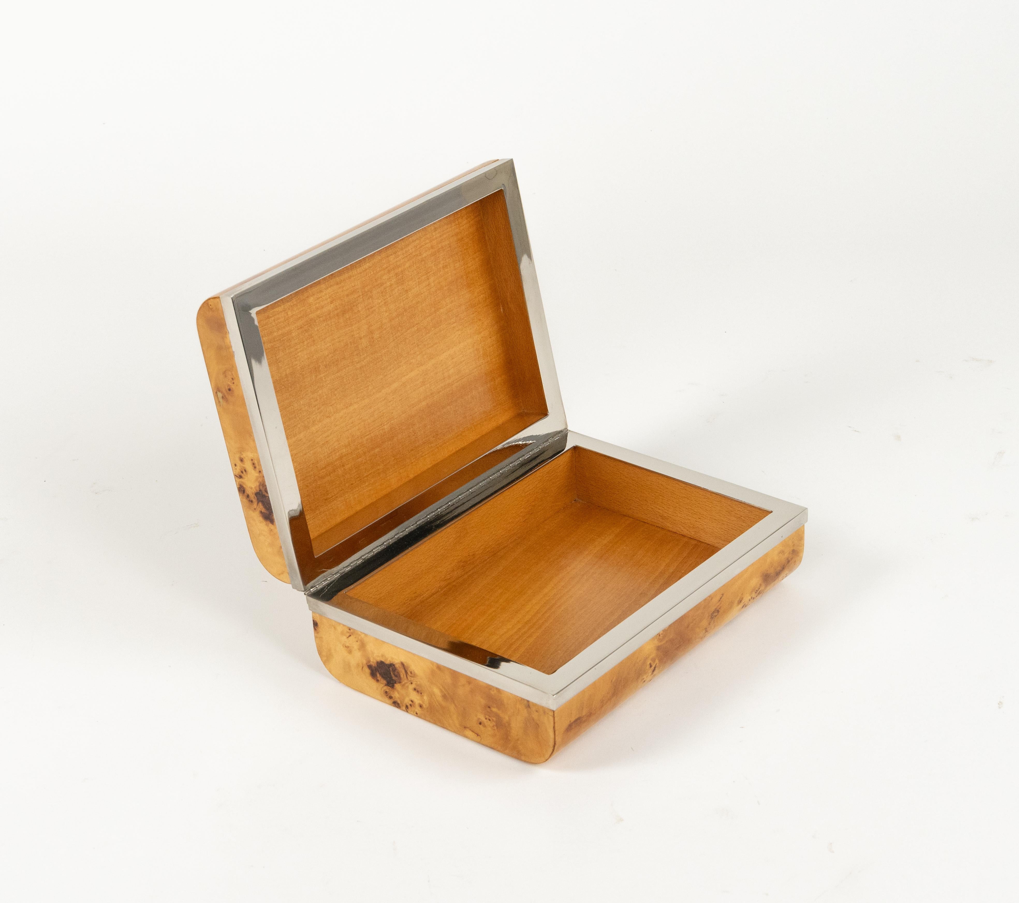 Rechteckige Schachtel aus Holz und Chrom im Willy Rizzo-Stil aus der Mitte des Jahrhunderts, Italien 1970er Jahre im Angebot 9