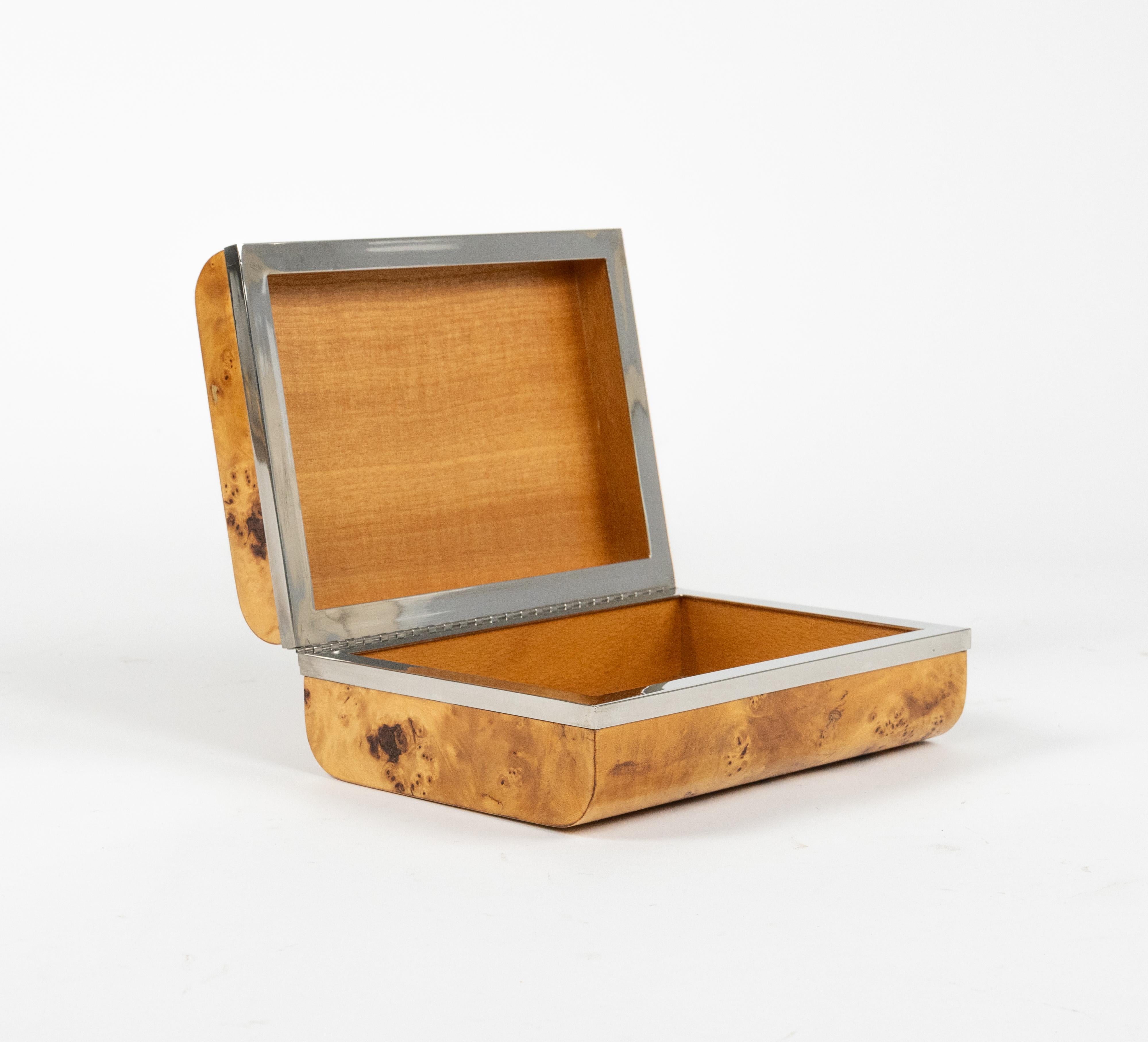 Rechteckige Schachtel aus Holz und Chrom im Willy Rizzo-Stil aus der Mitte des Jahrhunderts, Italien 1970er Jahre im Zustand „Gut“ im Angebot in Rome, IT