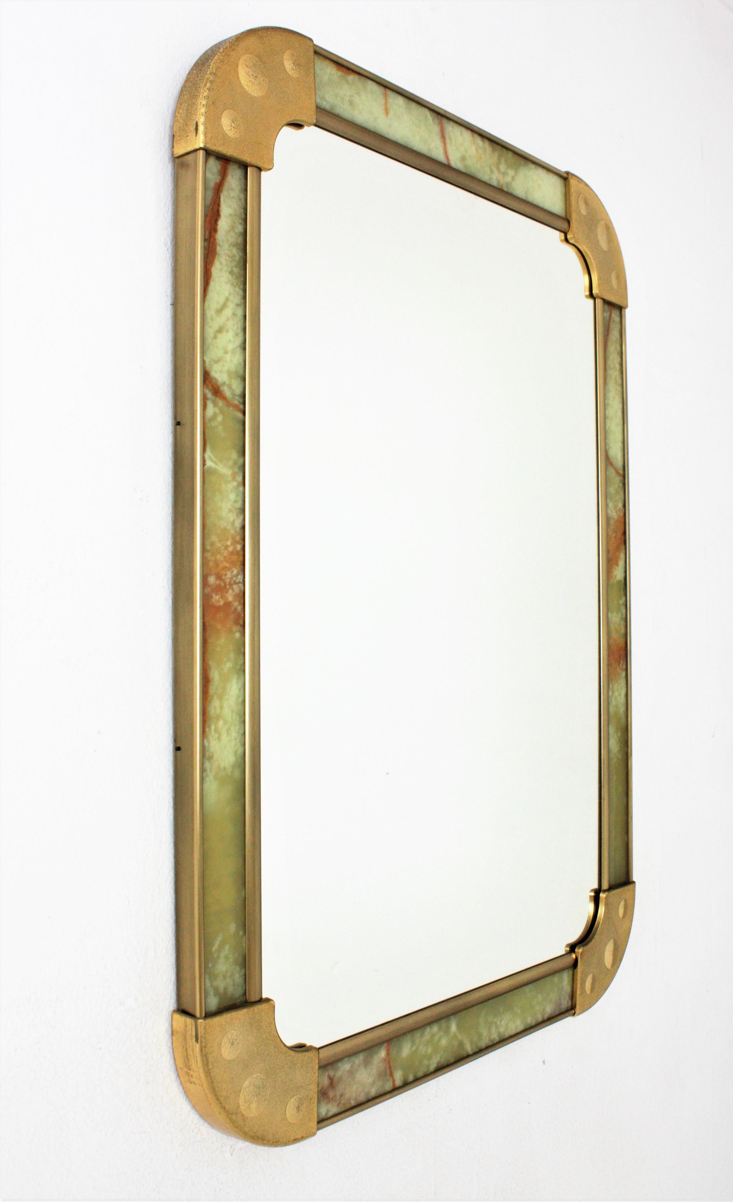 Spanish Midcentury Rectangular Mirror in Onyx and Brass In Good Condition For Sale In Barcelona, ES
