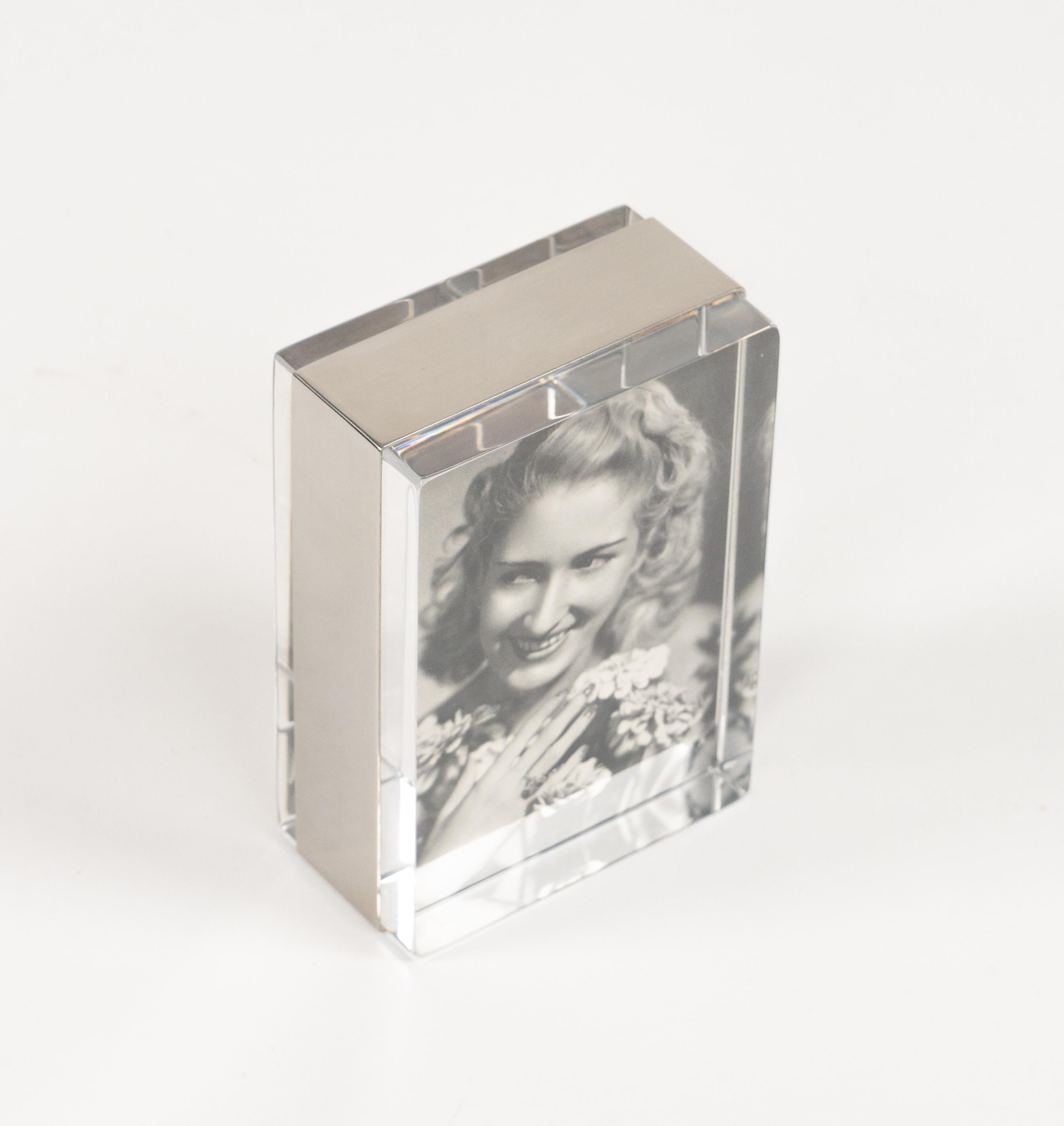 Rechteckiger Bilderrahmen aus Lucite und Chrom aus der Mitte des Jahrhunderts, Italien 1970er Jahre (Ende des 20. Jahrhunderts) im Angebot