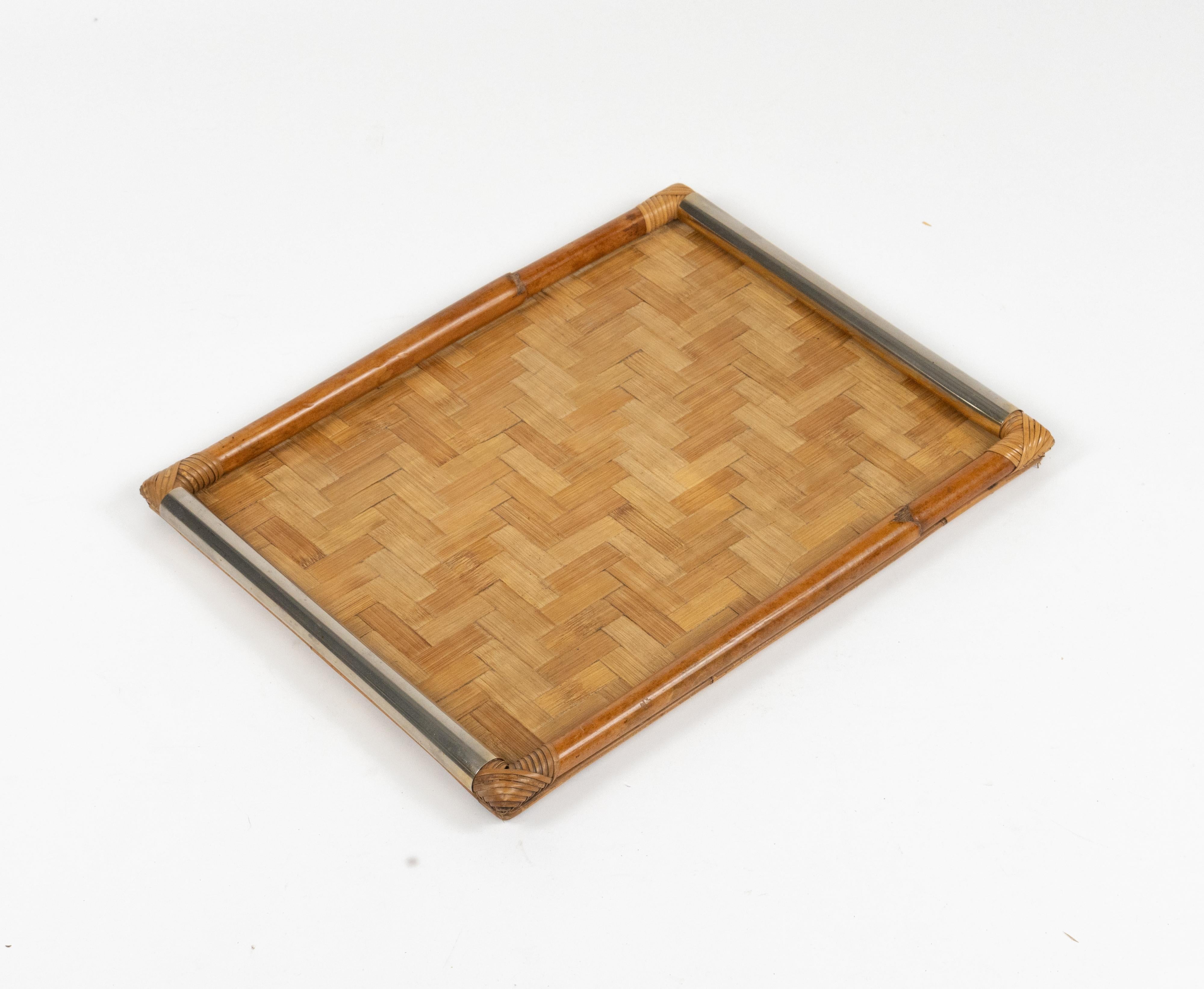 Rechteckiges Serviertablett aus Bambus, Rattan und Stahl aus der Mitte des Jahrhunderts, Italien 1970er Jahre (Moderne der Mitte des Jahrhunderts) im Angebot