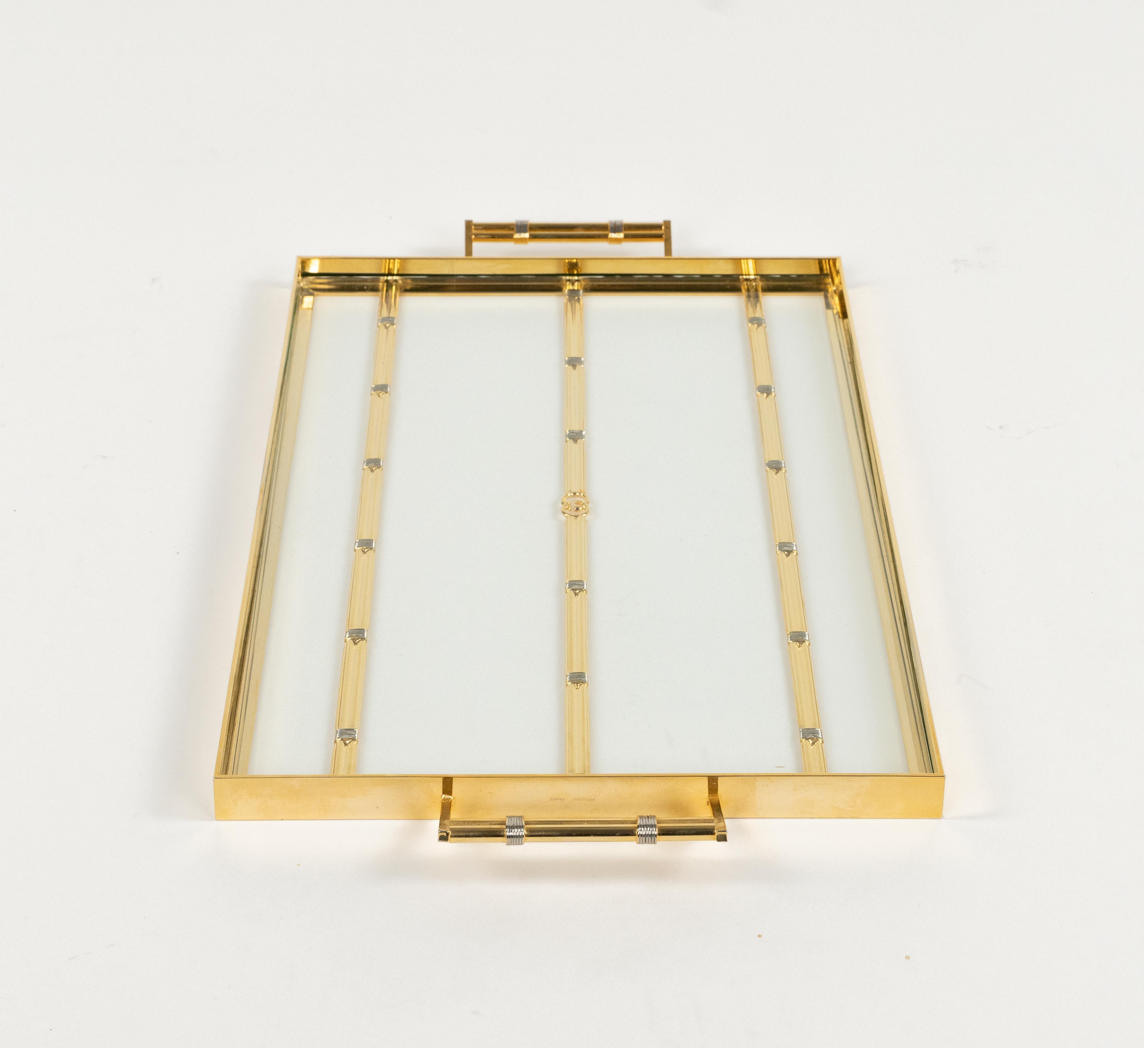 Plateau de service rectangulaire du milieu du siècle en laiton et verre signé Gucci, Italie 1970 en vente 7