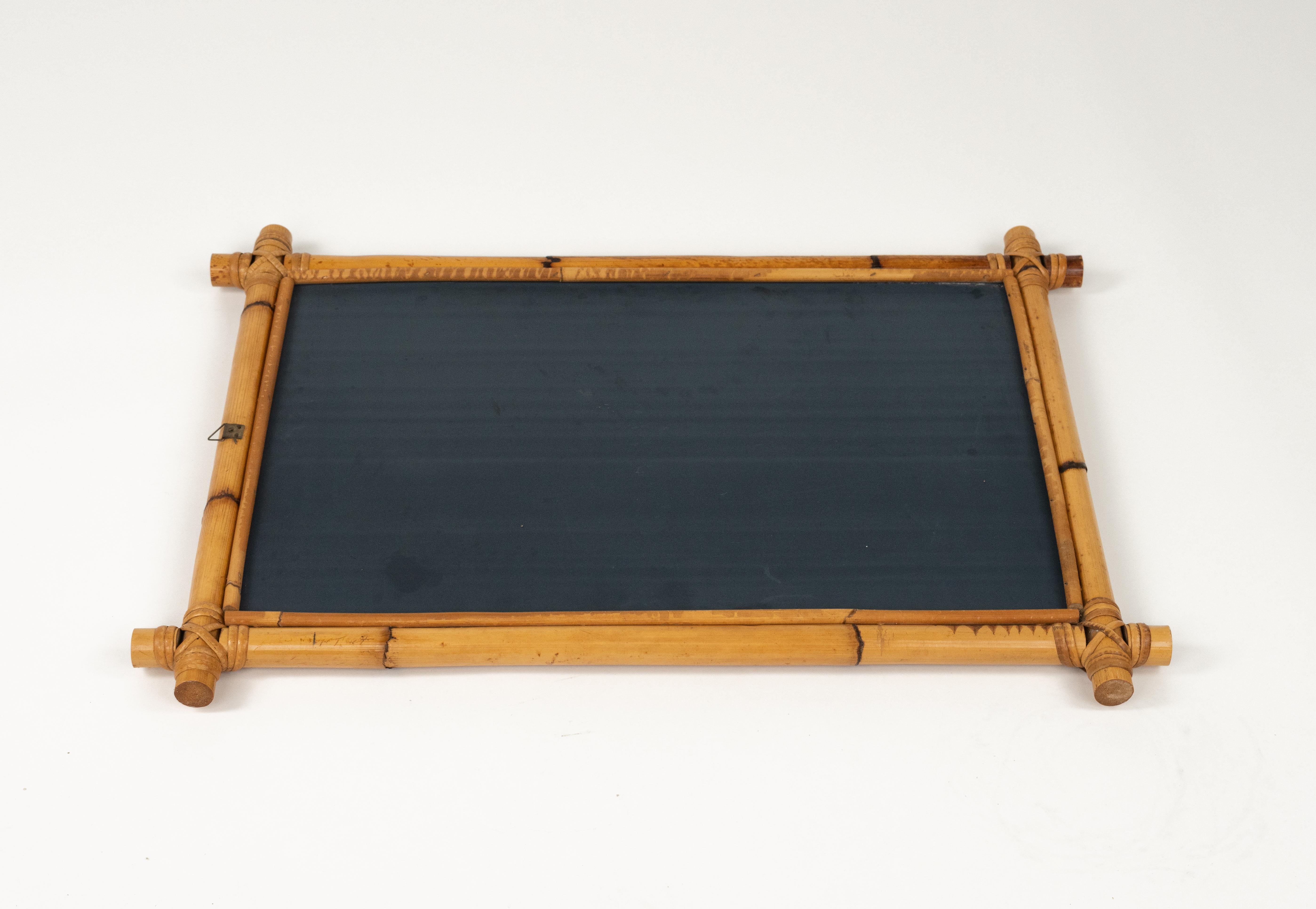Espejo de pared rectangular de ratán y bambú de mediados de siglo, Italia Años 70 en venta 4