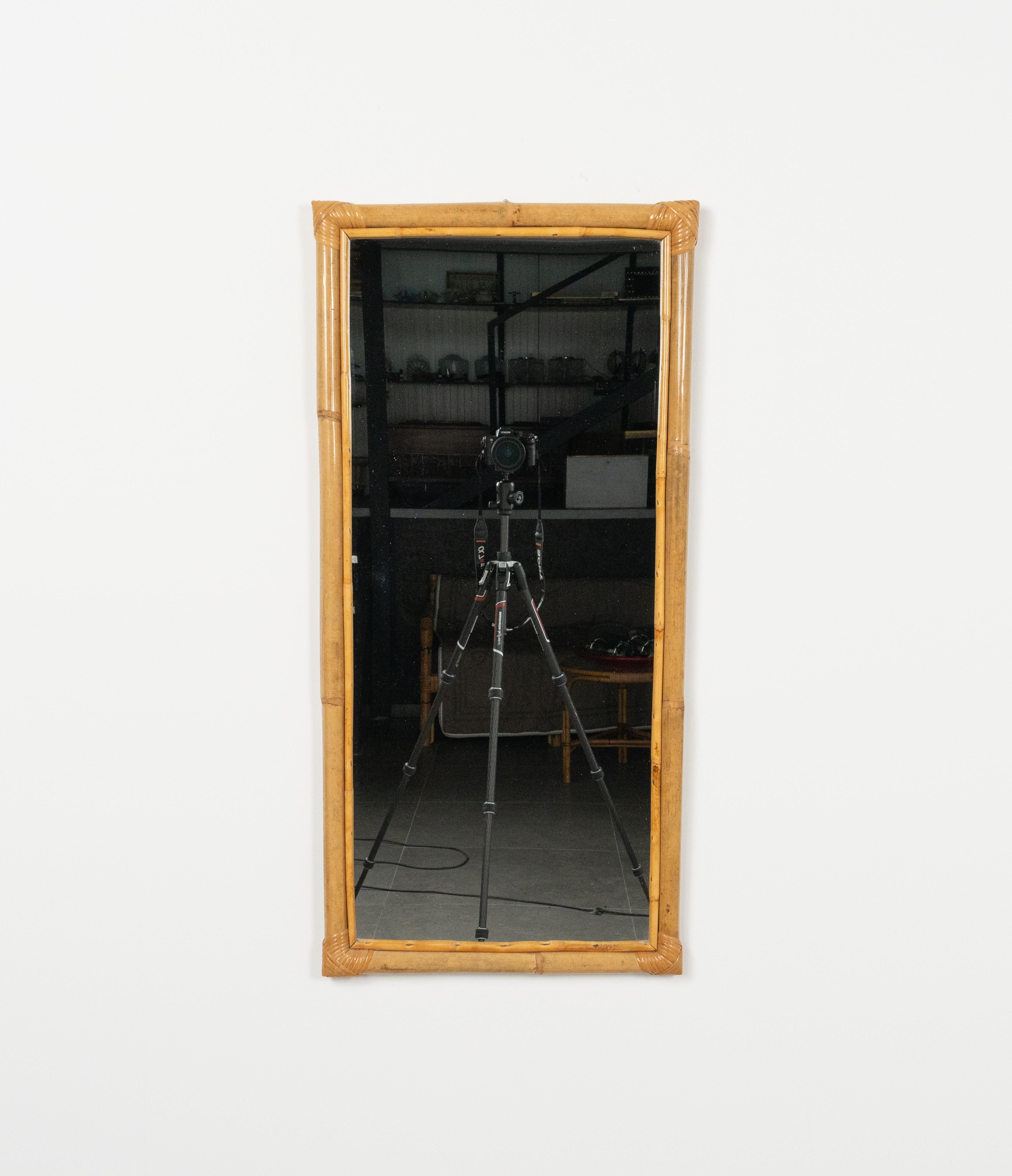 Mid-Century Modern Midcentury Rectangular Wall Mirror in Rattan and Bamboo, Italy 1970s For Sale