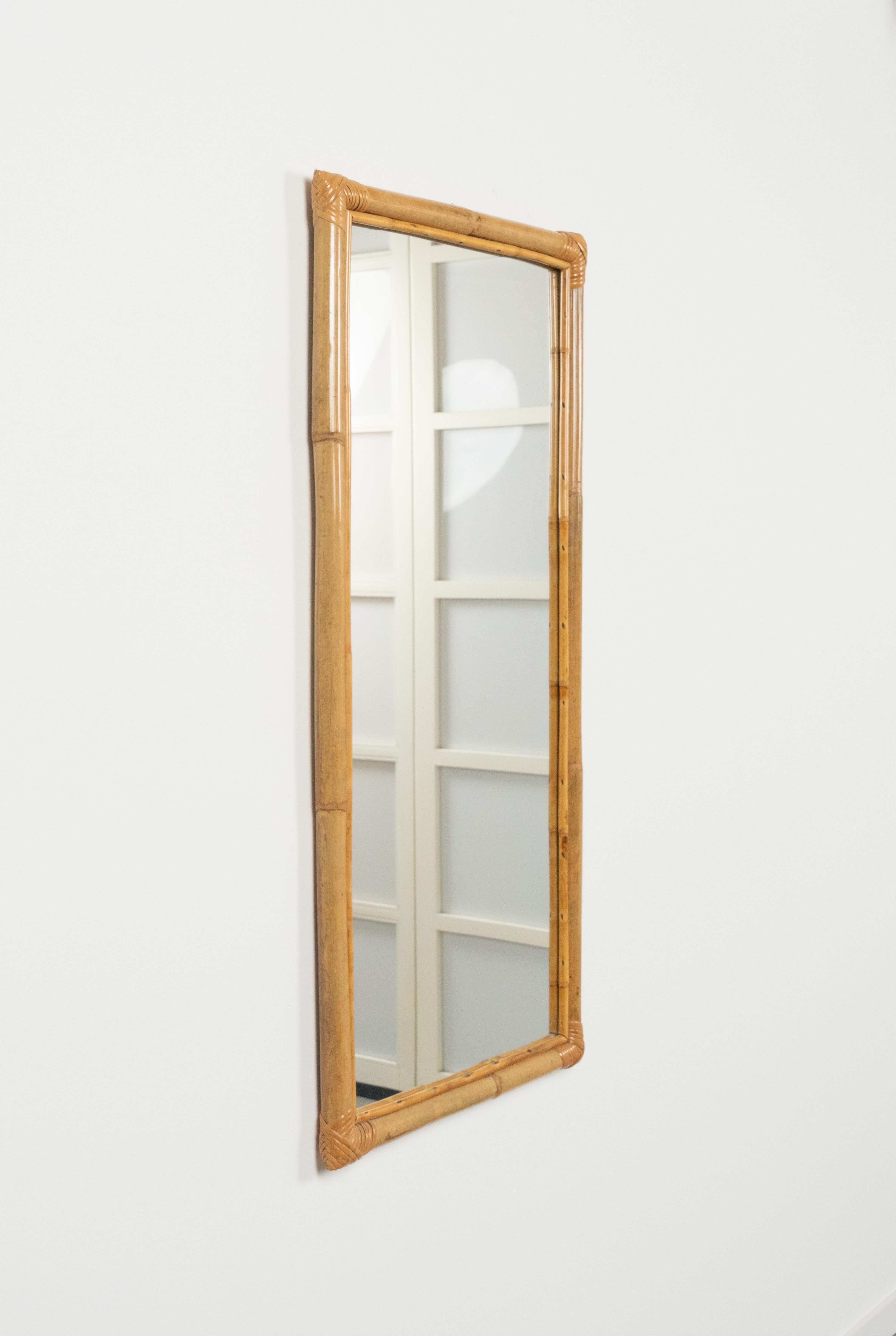 Italian Midcentury Rectangular Wall Mirror in Rattan and Bamboo, Italy 1970s For Sale