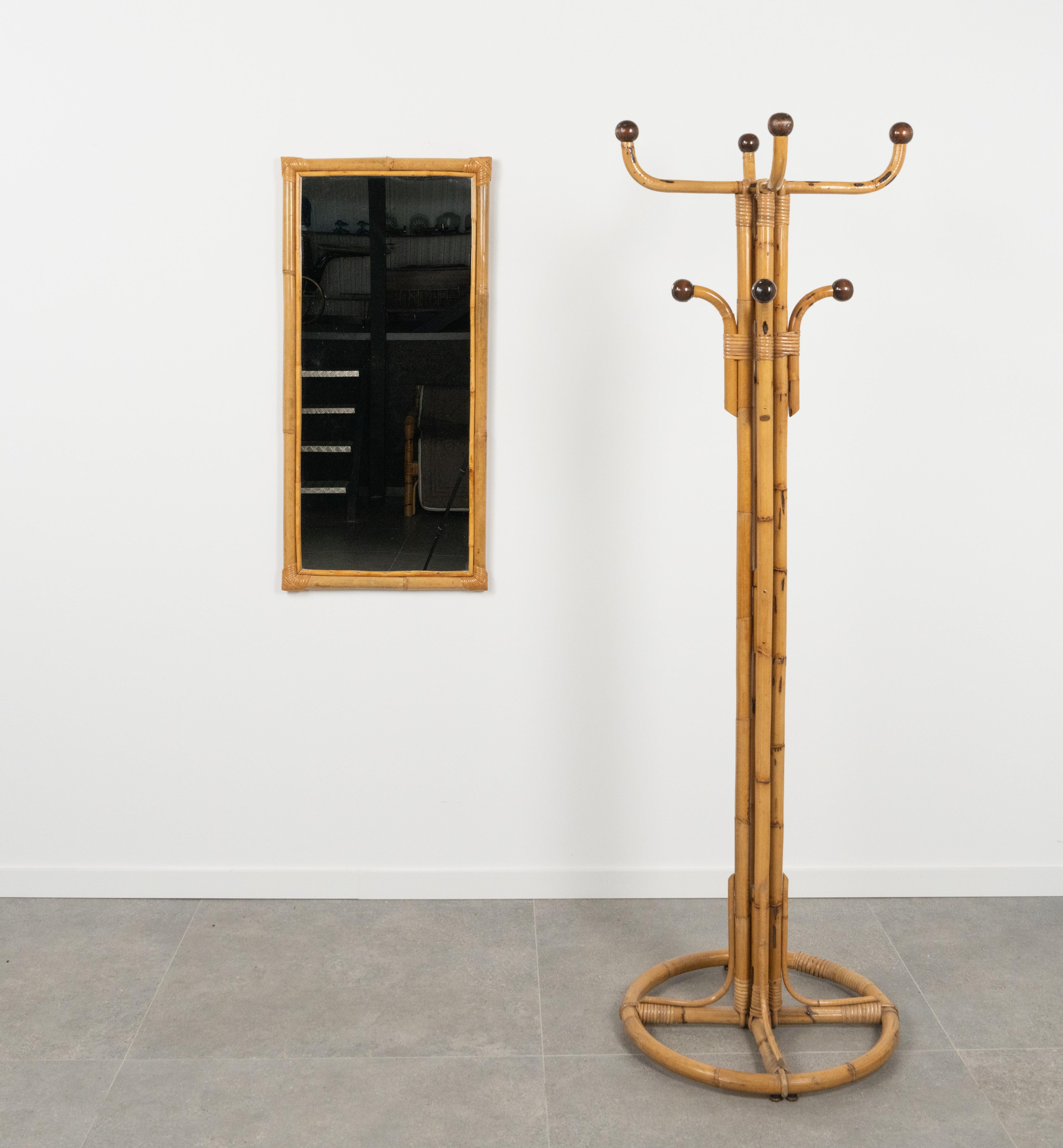 Midcentury Rectangular Wall Mirror in Rattan and Bamboo, Italy 1970s In Good Condition For Sale In Rome, IT