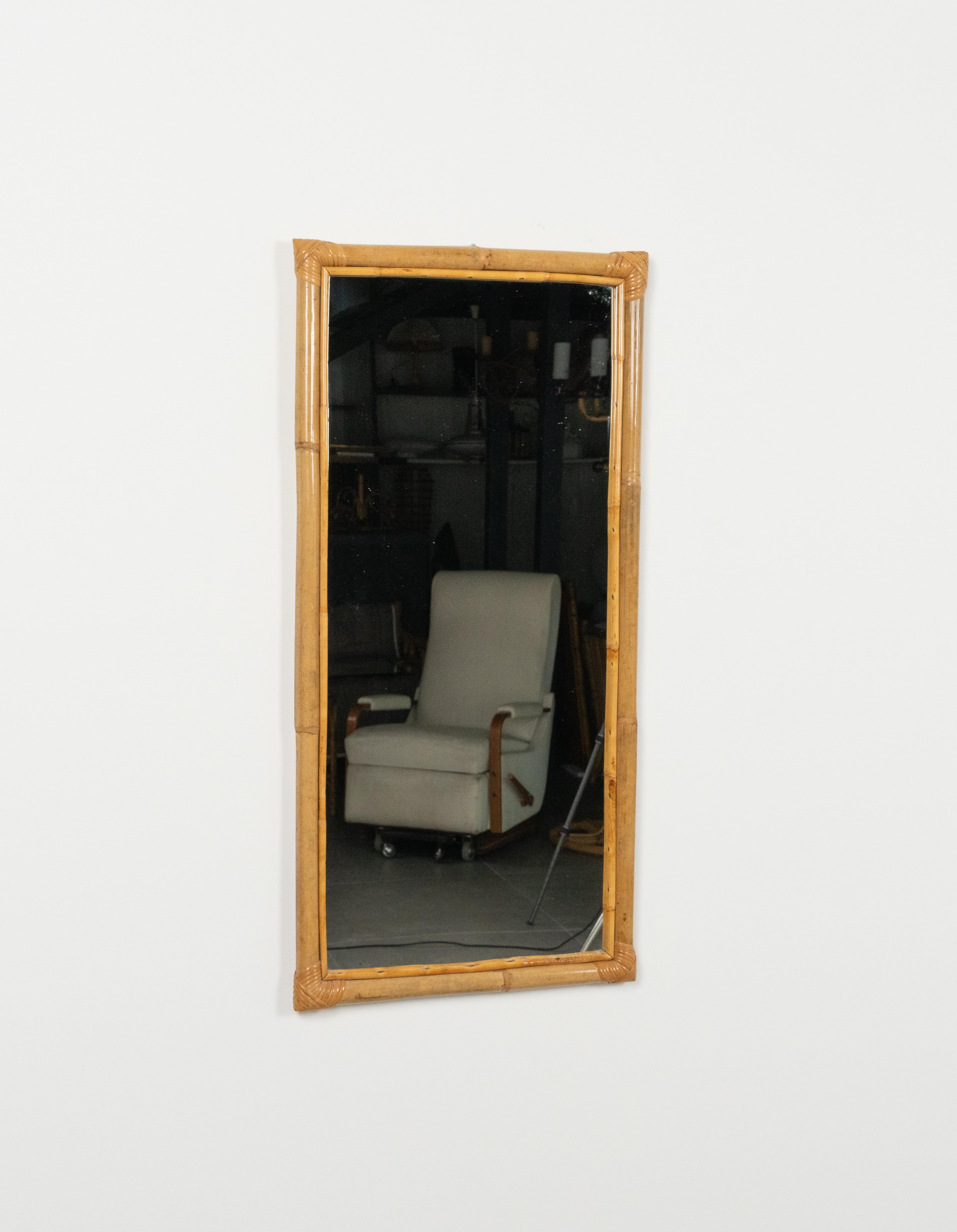 Late 20th Century Midcentury Rectangular Wall Mirror in Rattan and Bamboo, Italy 1970s For Sale