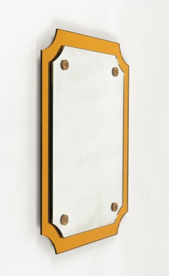 Miroir mural rectangulaire du milieu du siècle, avec cadre jaune, signé Veca, Italie, années 1960