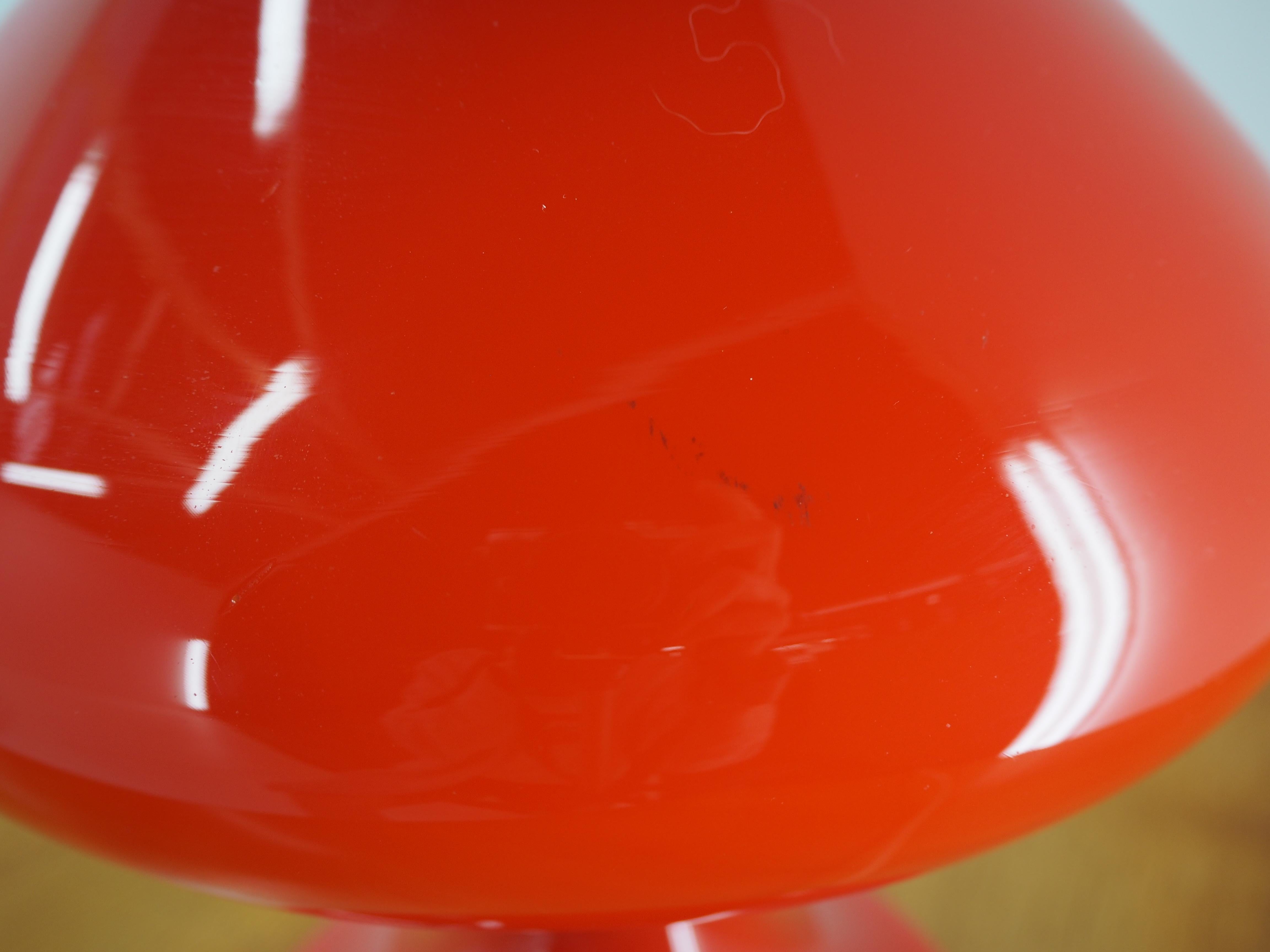 Midcentury Red All Glass Table Lamp by Stefan Tabery for OPP Jihlava, 1970s In Good Condition In Praha, CZ