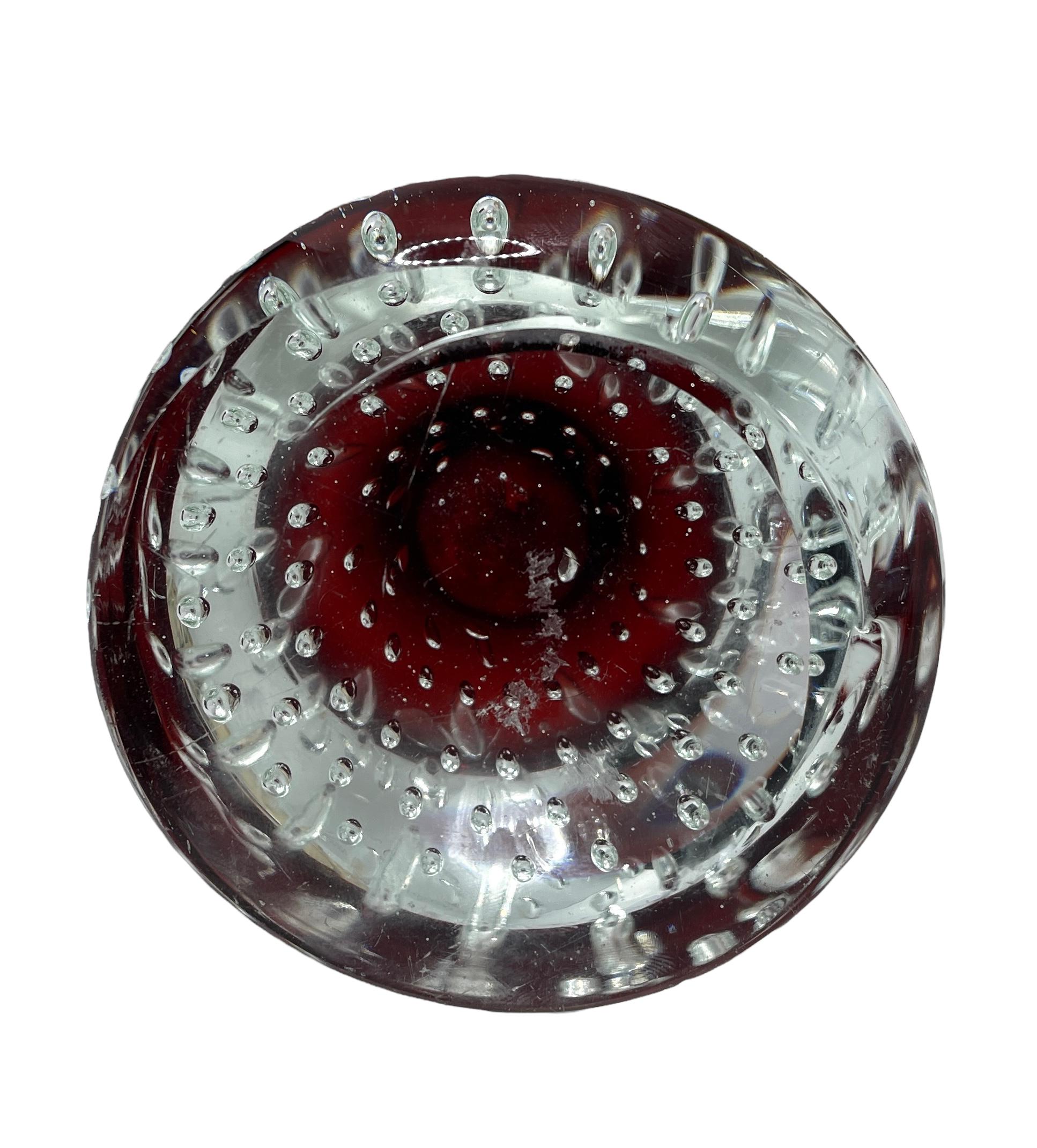 Midcentury Red & Clear Single Flower Sommerso Murano Glass Vase, Italy For Sale 2