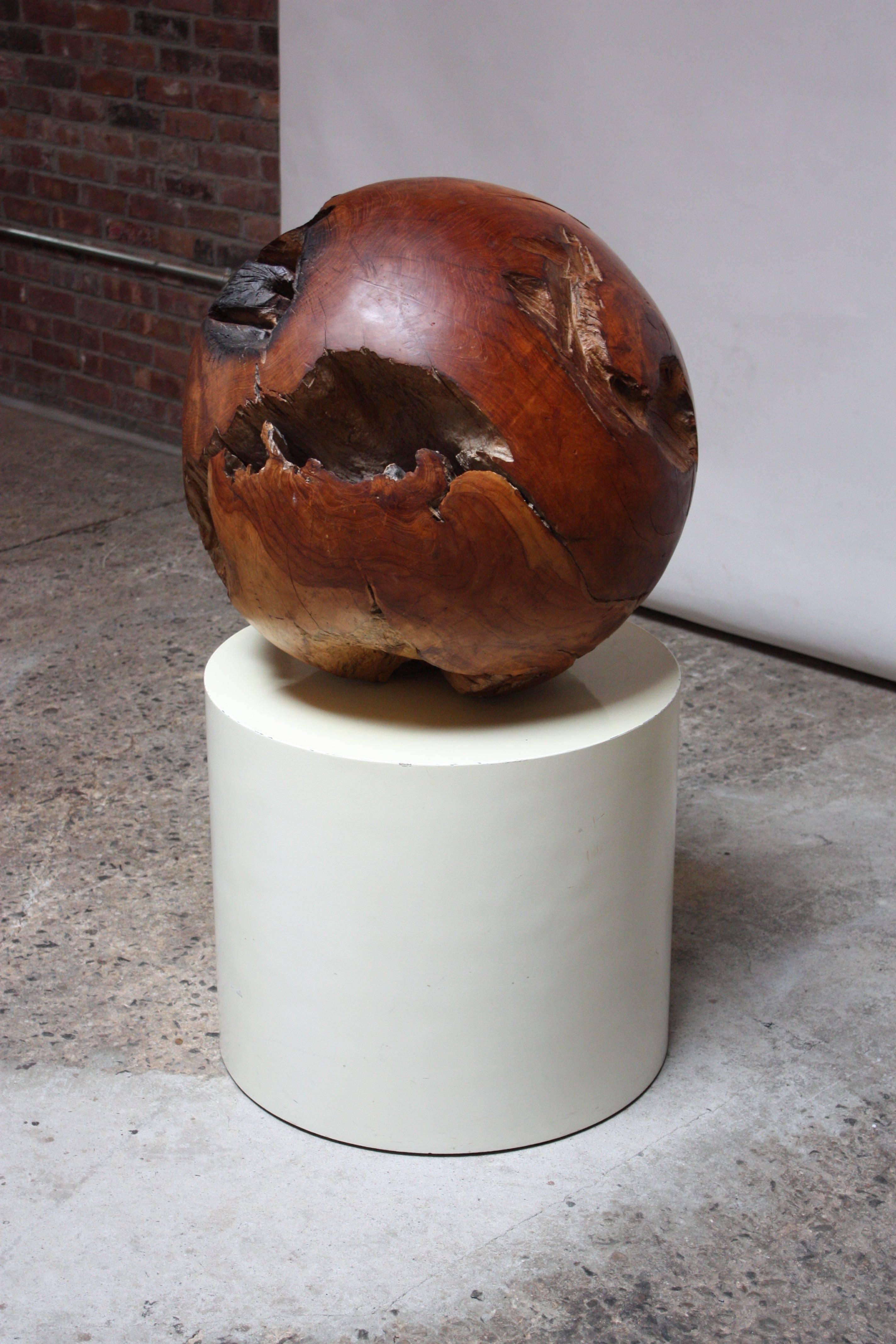 Large Midcentury Redwood Burl Sphere Sculpture In Good Condition For Sale In Brooklyn, NY