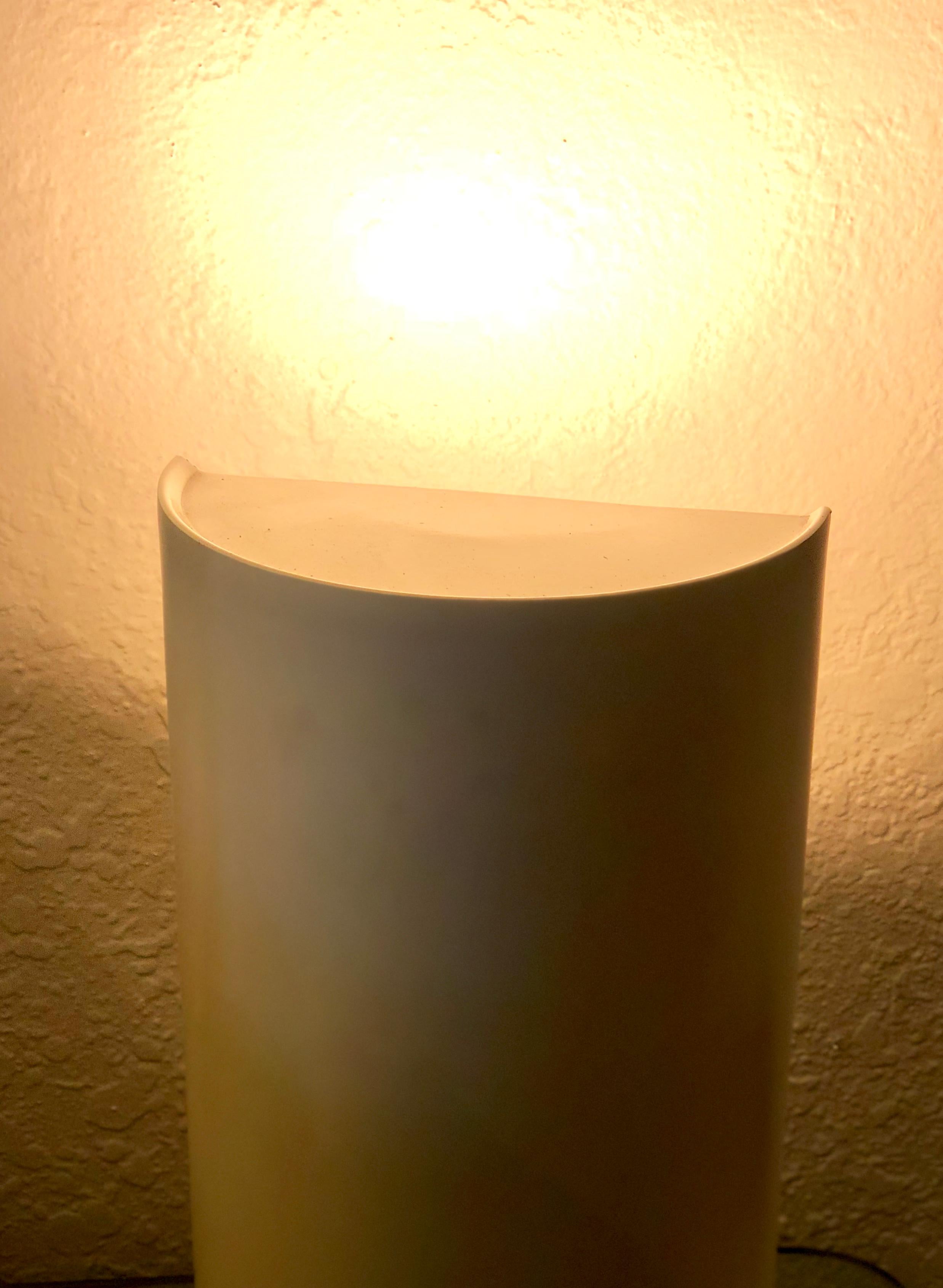 Lampes de table réflectrices du milieu du siècle dernier par Lightolier Bon état - En vente à San Diego, CA