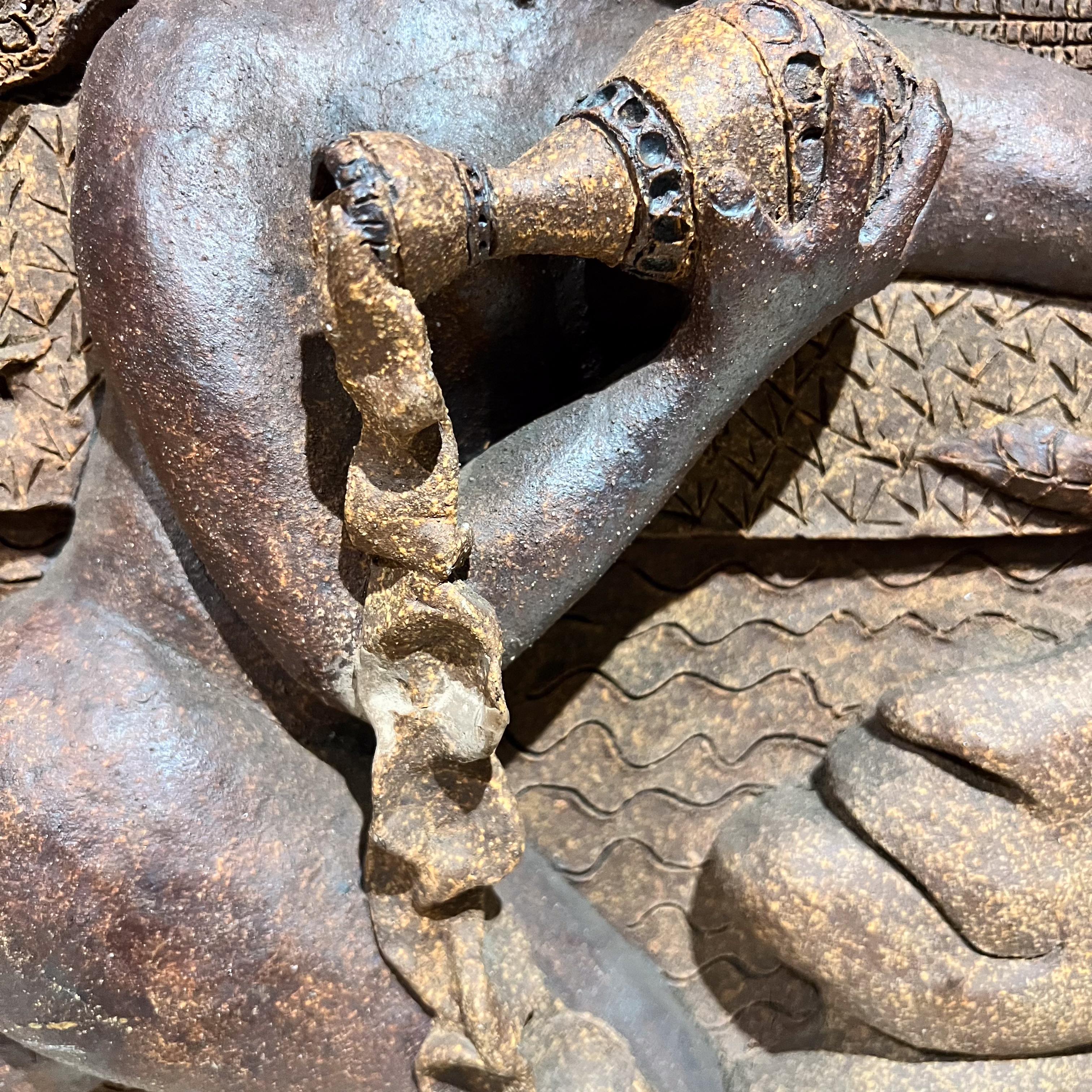 Arte da parete in rilievo del Medioevo Scultura in ceramica in vendita 6