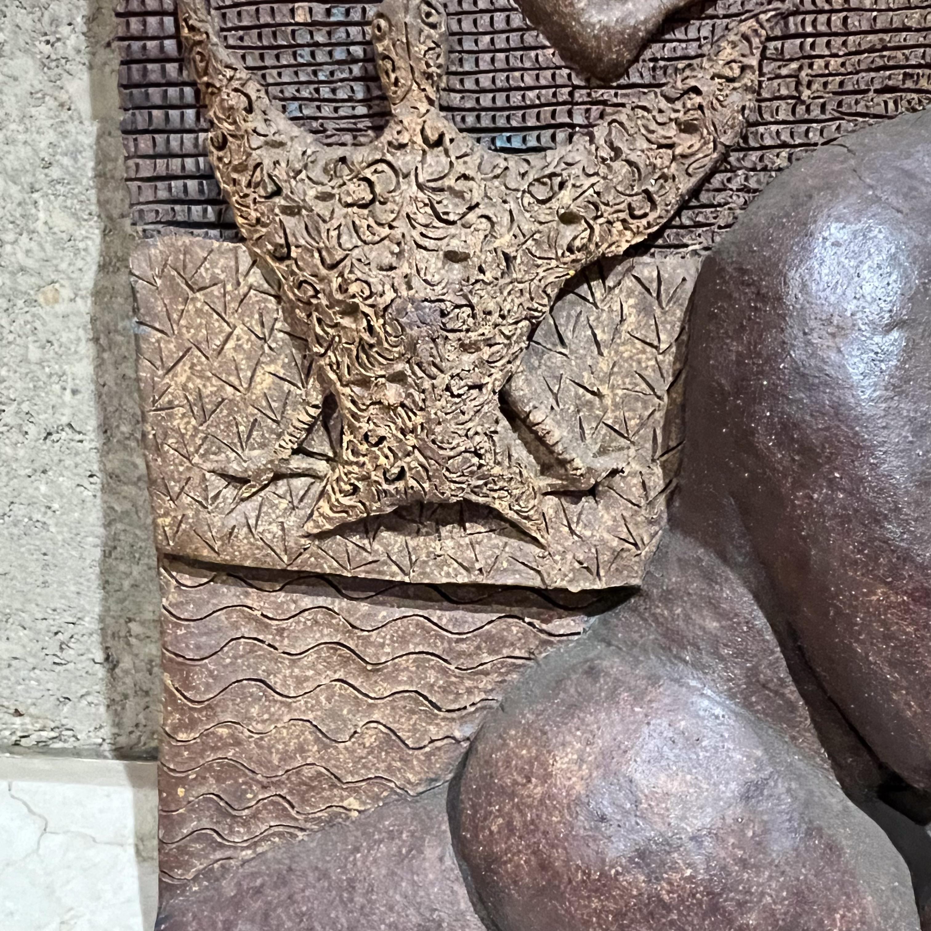 Arte da parete in rilievo del Medioevo Scultura in ceramica in vendita 3