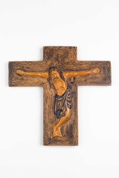 Midcentury Religious European Ceramic Crucifix, 1970s