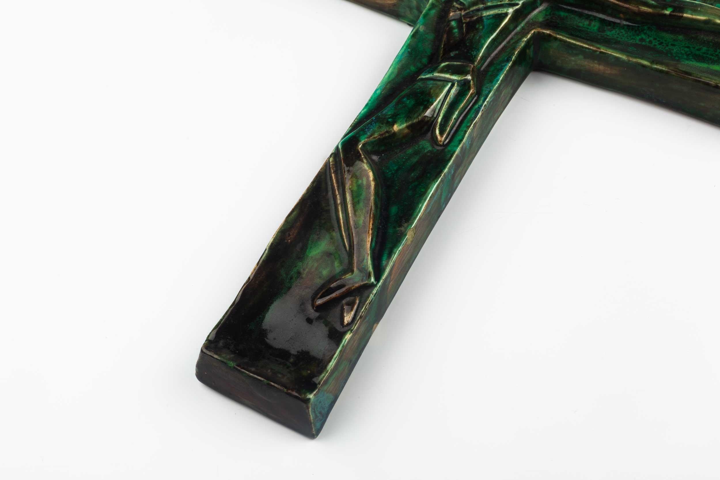 Midcentury Religious European Crucifix, Green, 1970s For Sale 1