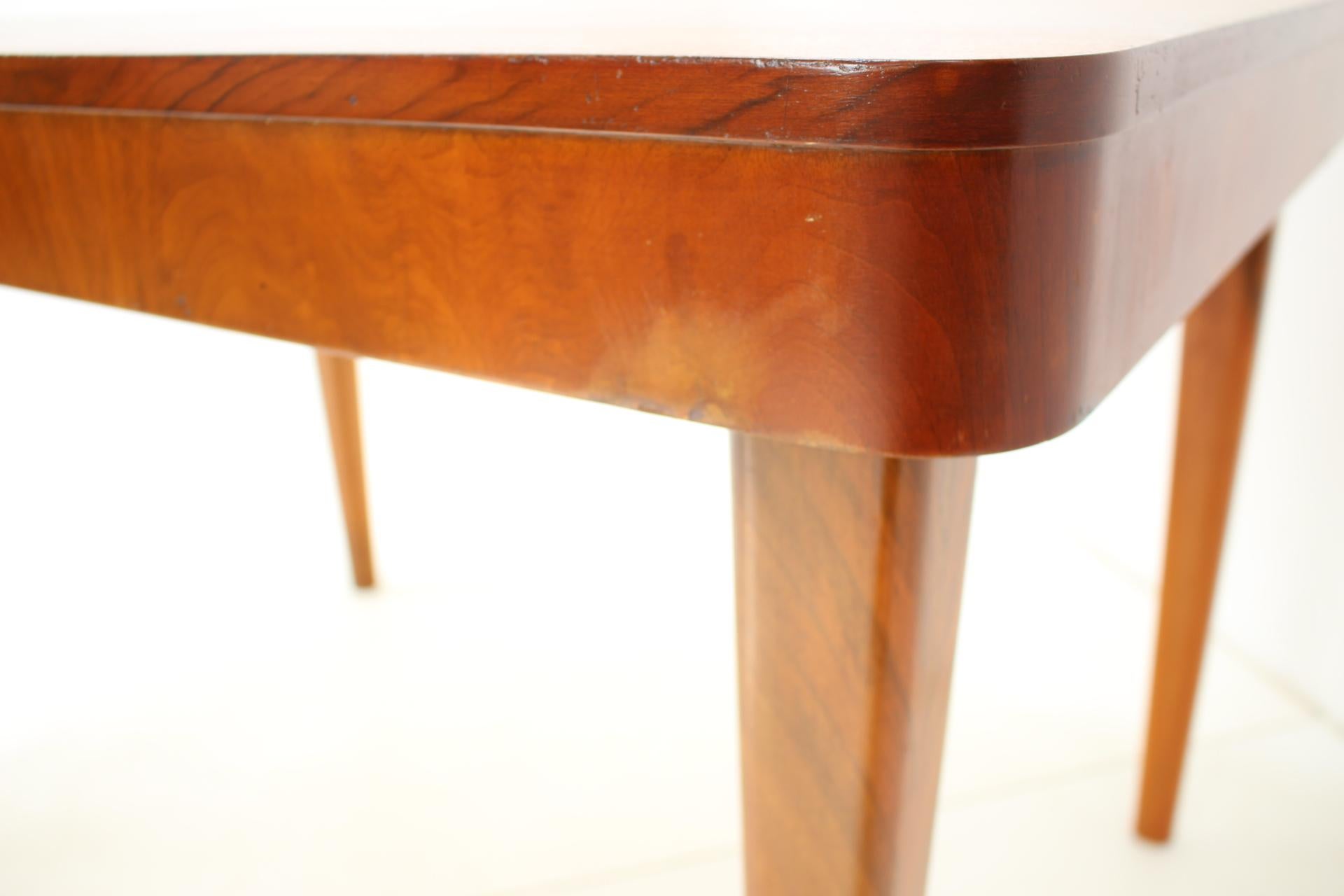 Wood Midcentury Restored Dining Table Designed by Jindřich Halabala, 1950 For Sale