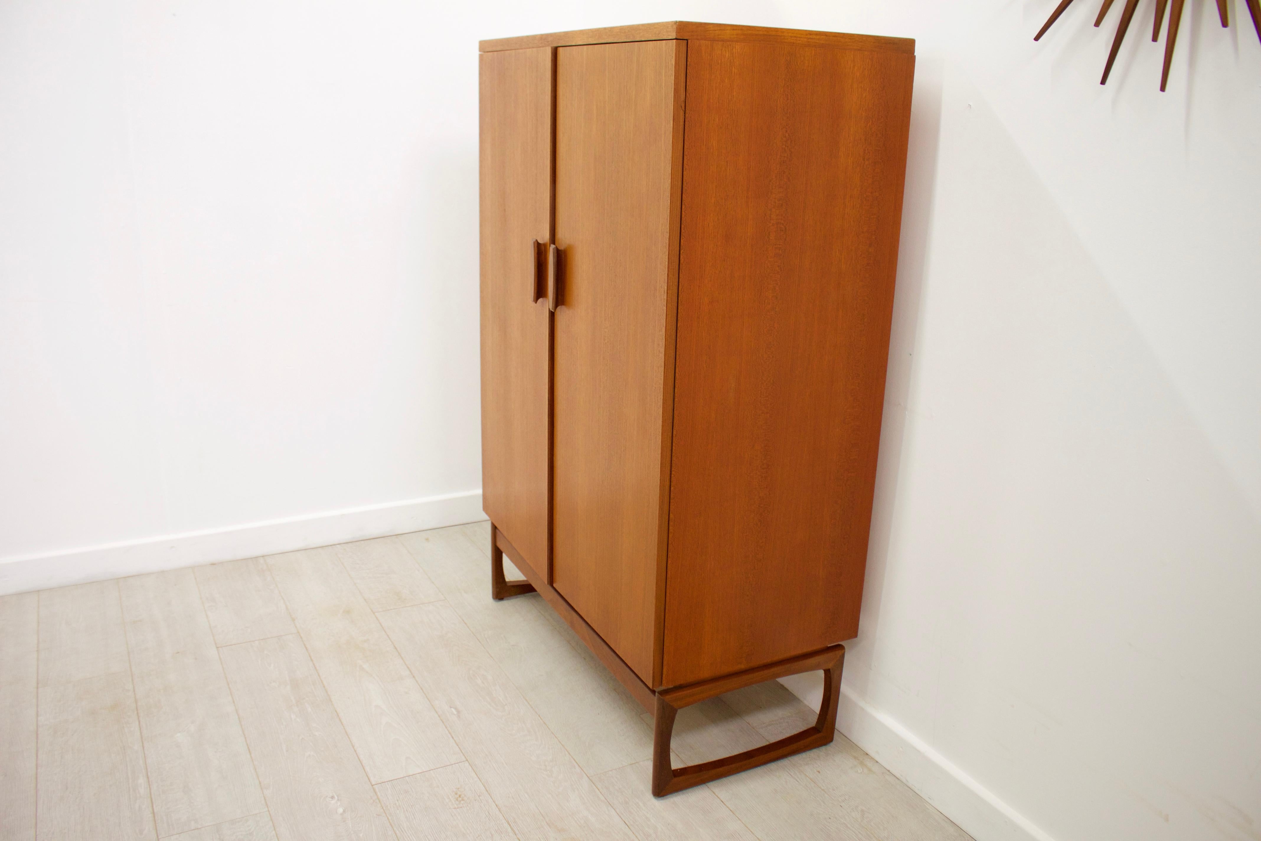 British Midcentury Retro Quadrille Compactum Wardrobe by G-Plan, 1960s