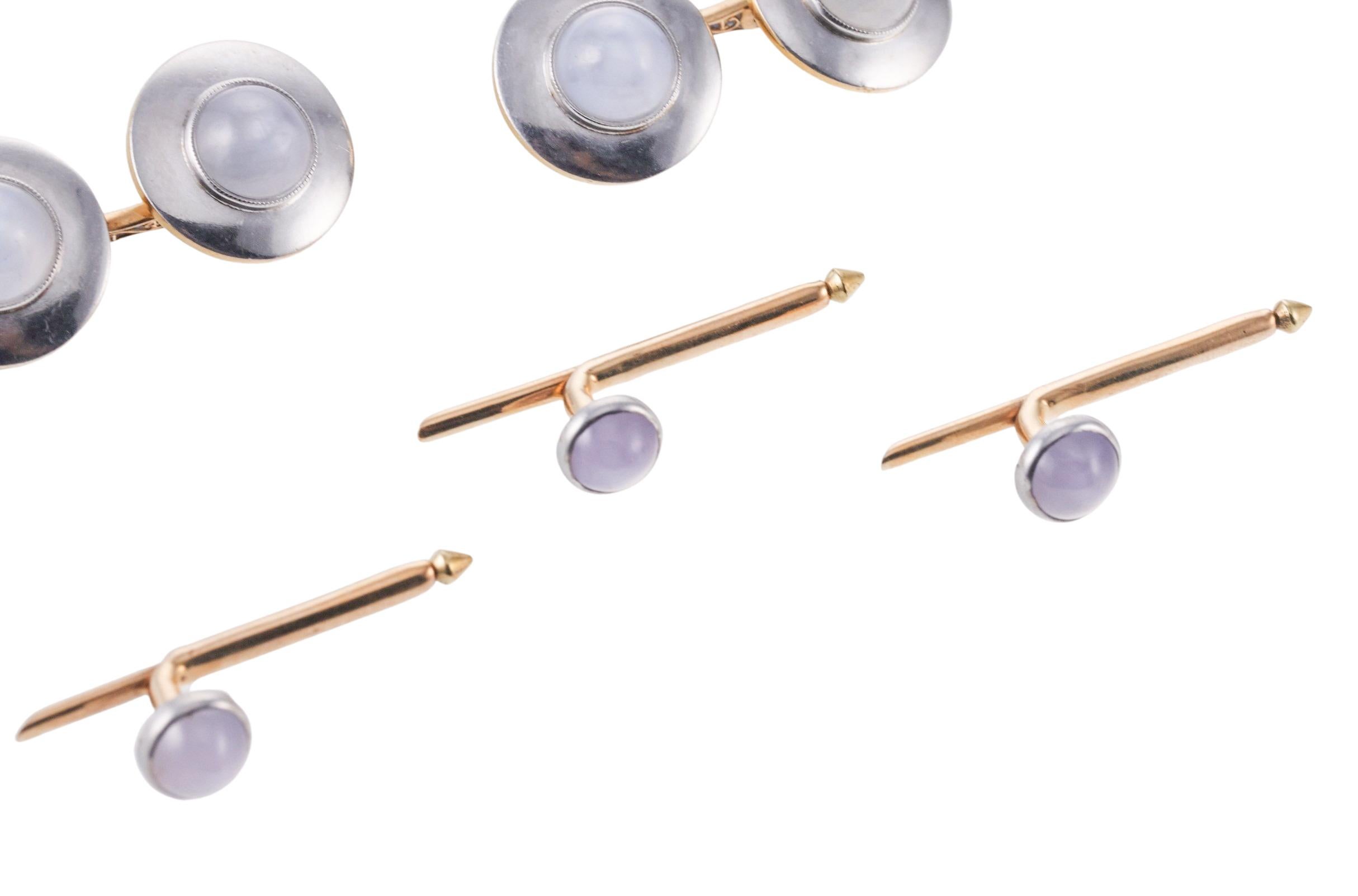 Midcentury Retro Star Sapphire Cabochon Gold Cufflinks Studs Set In Excellent Condition For Sale In New York, NY