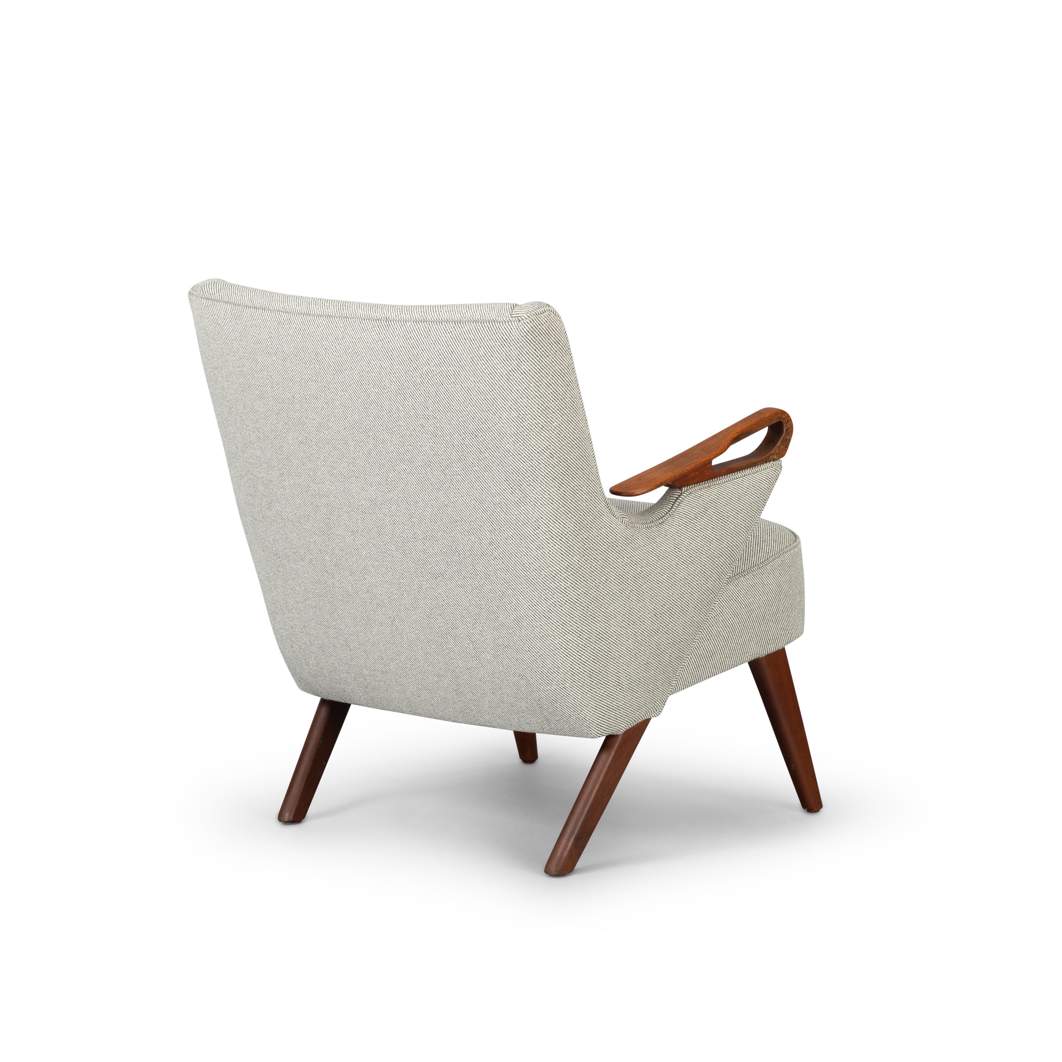 Midcentury Reupholstered Ecru Easy Chair by C. Findahl Brodersen, 1950s In Good Condition In Elshout, NL