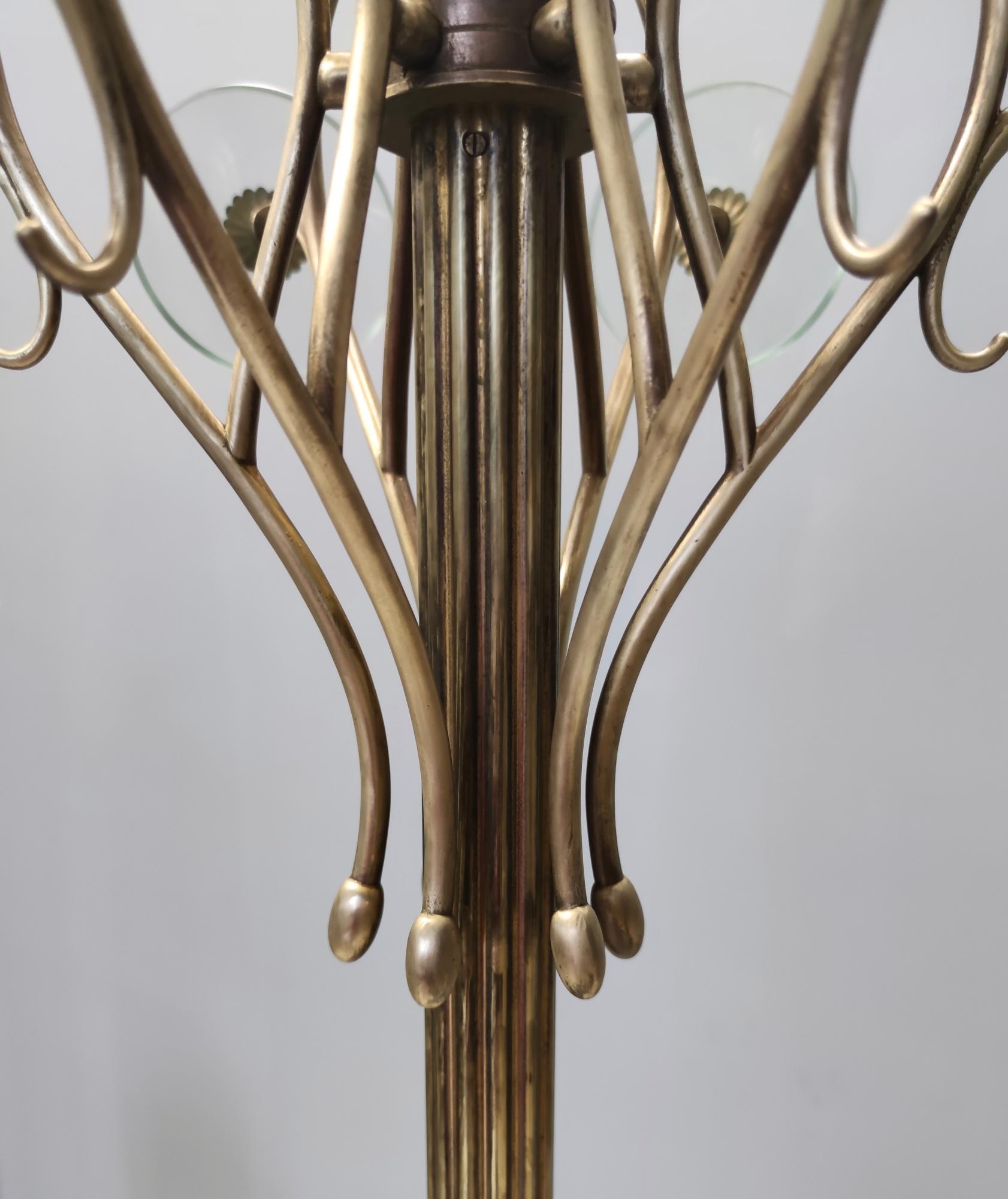 Revolving Brass and Glass Coat Rack Ascribable to Fontana Arte, Italy For Sale 6
