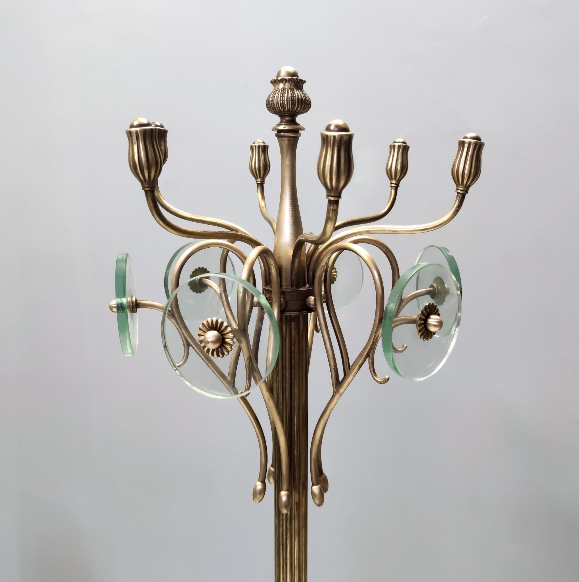 Vintage Revolving Brass and Glass Coat Rack Ascribable to Fontana Arte, Italy For Sale 1